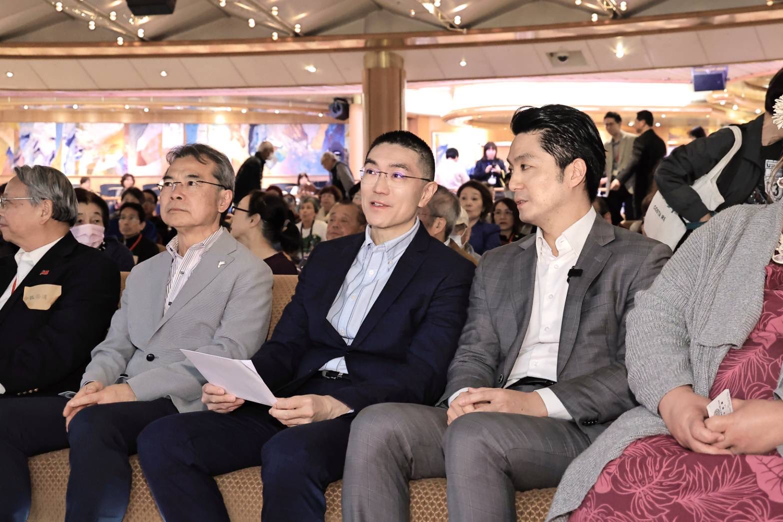 基隆市長謝國樑（中）。（翻攝基隆市產發處官網）