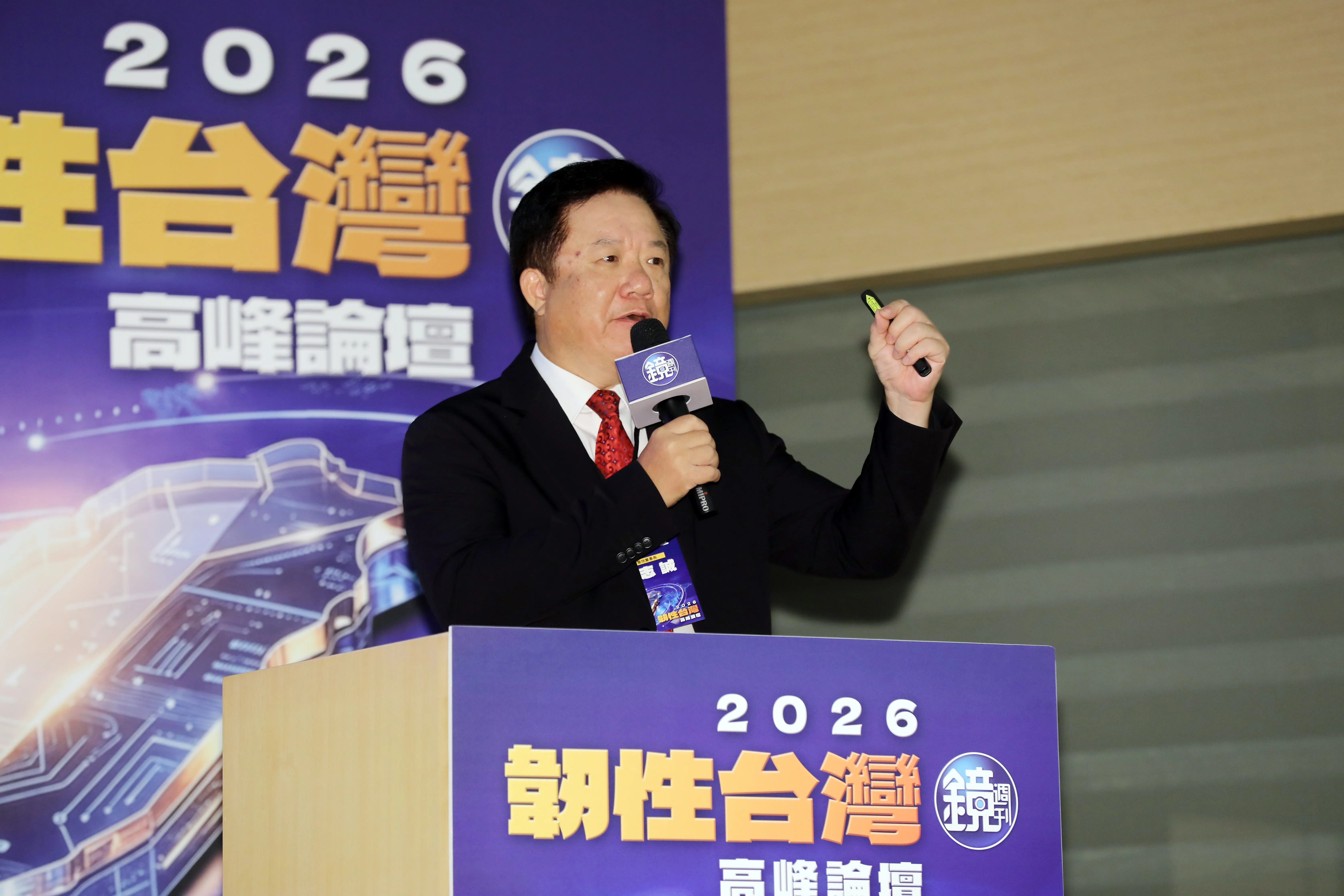 韌性台灣論壇／中華電信領先引進全光網路　董座簡志誠妙喻如網路高鐵