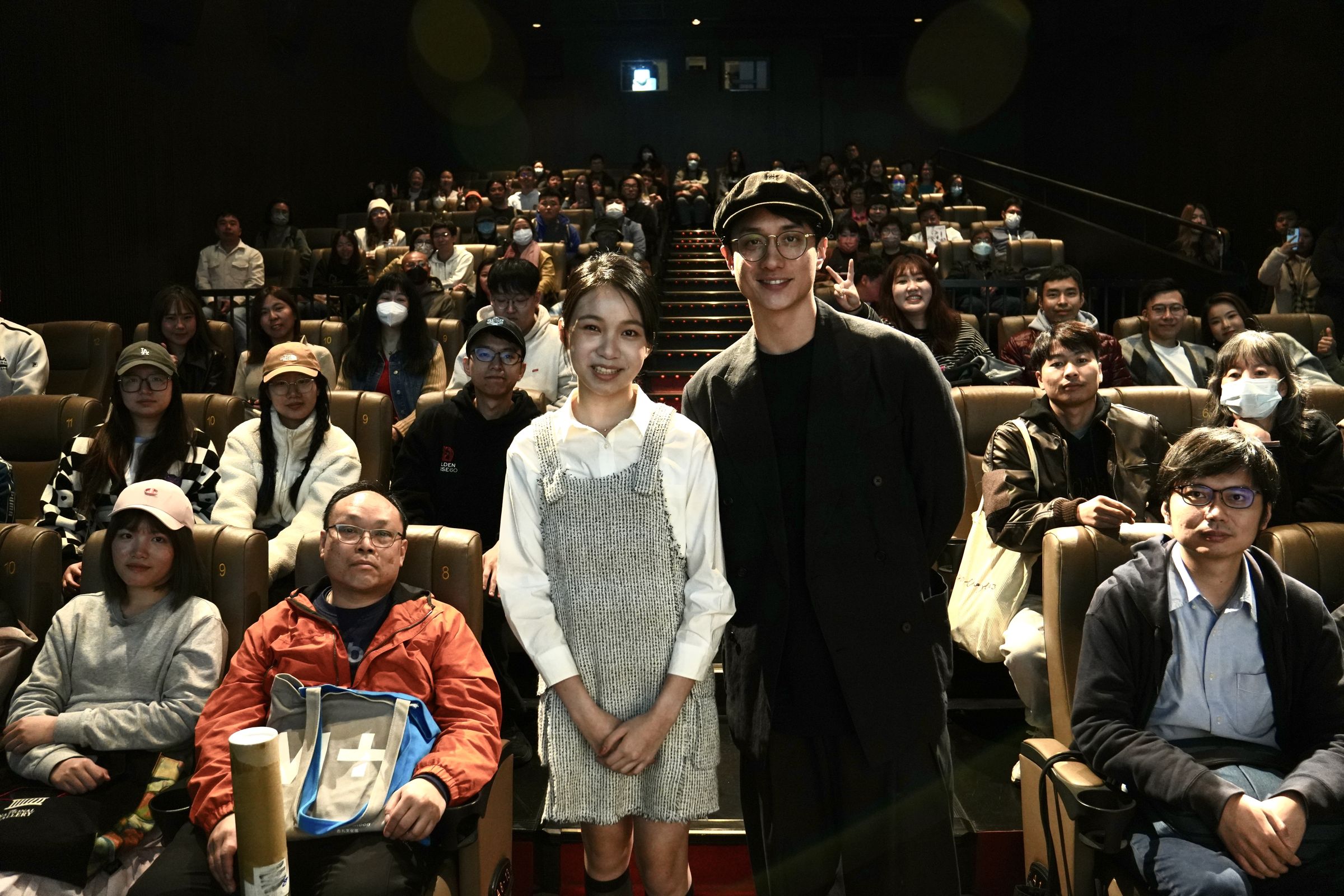 林品彤繼金馬獎再戰亞洲電影大獎最佳女主角,她赴港出席《小曉》映後活動,地主劉俊謙陪同參加。(MOM Production Limited提供)