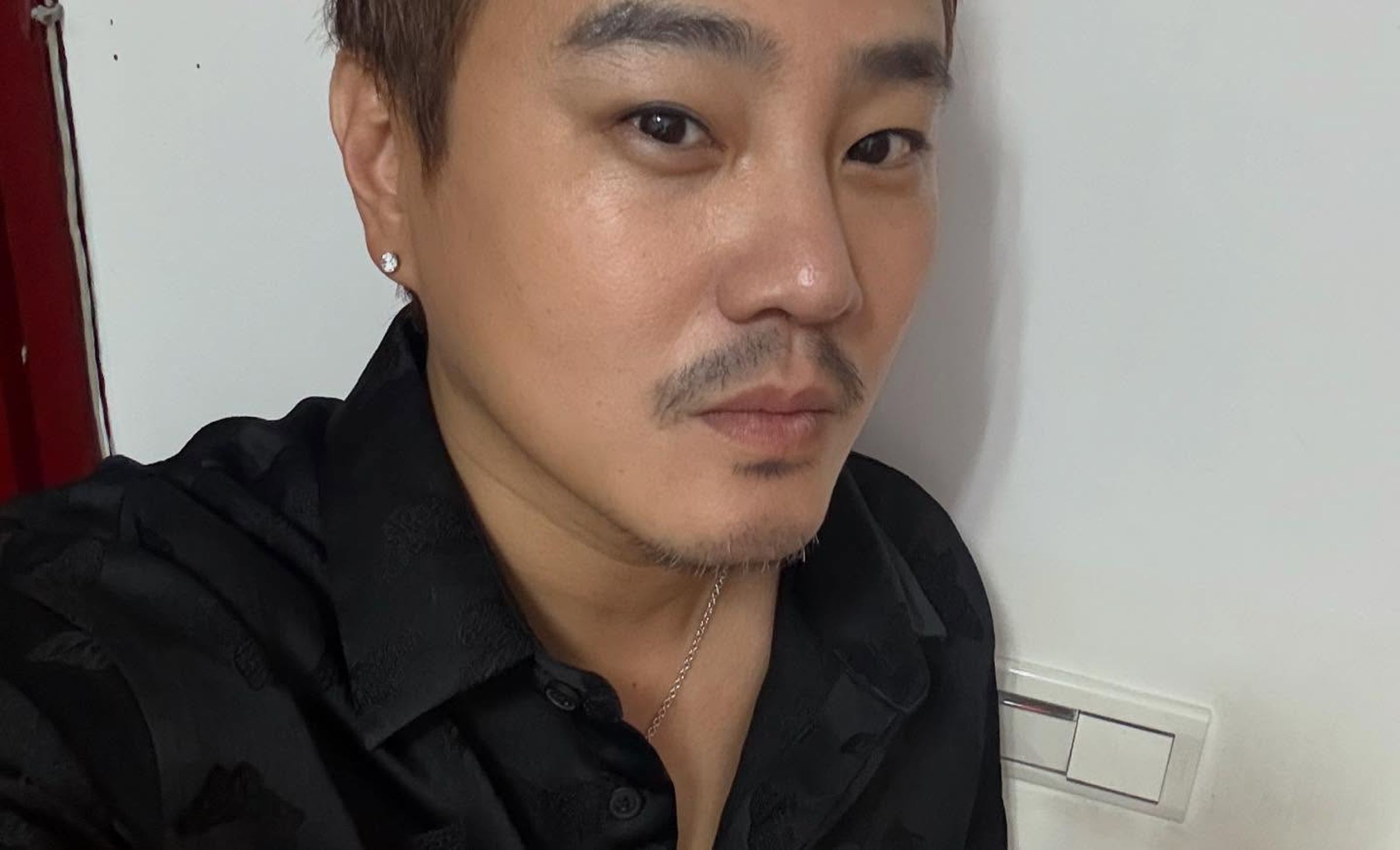 綠茶經紀人爆出合約爭議，雙方互寄存證信函，關係降至冰點。（翻攝網路）