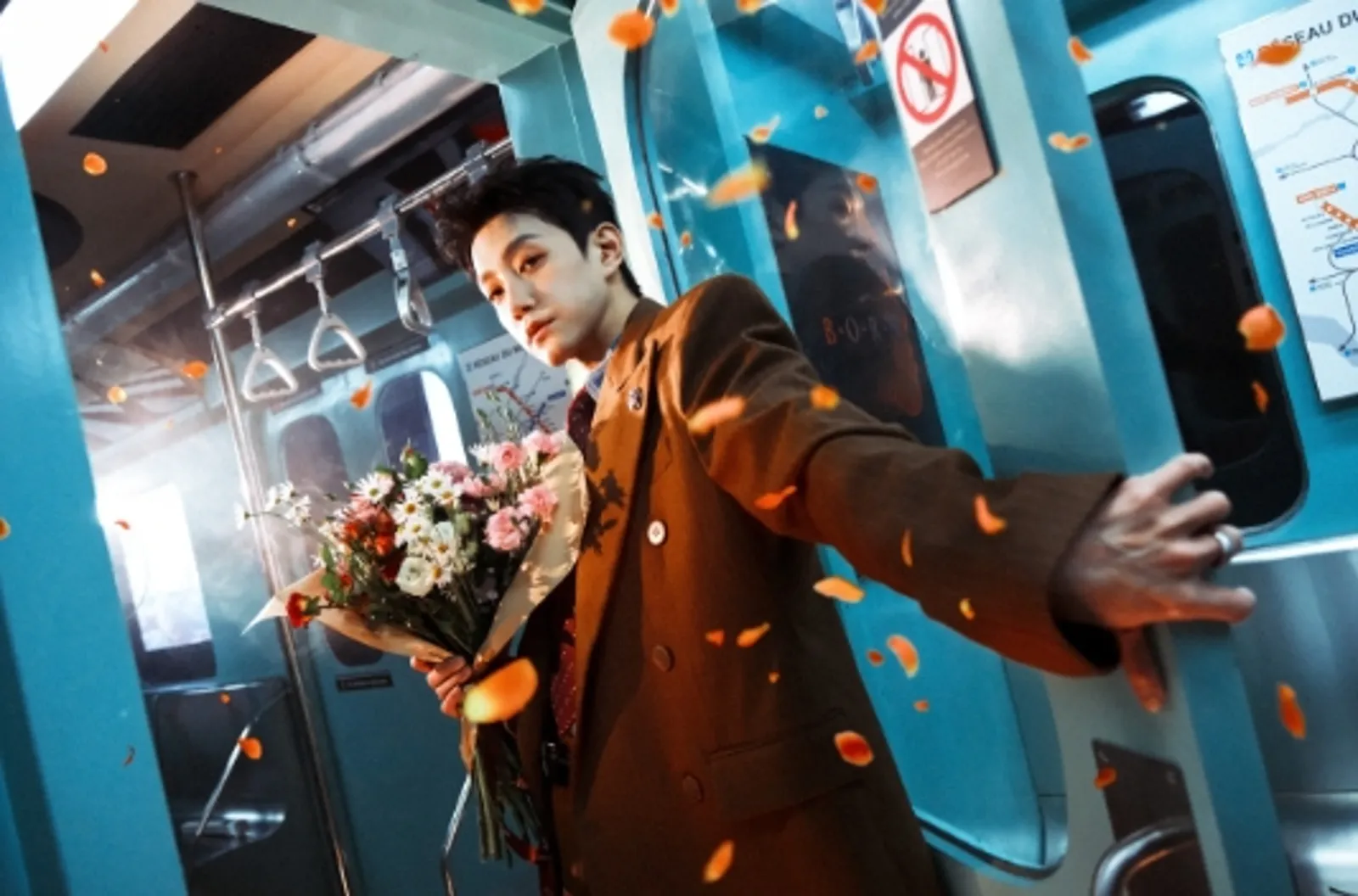 范世錡今天曬無犯罪紀錄證明怒提告。（翻攝自范世錡工作室微博）