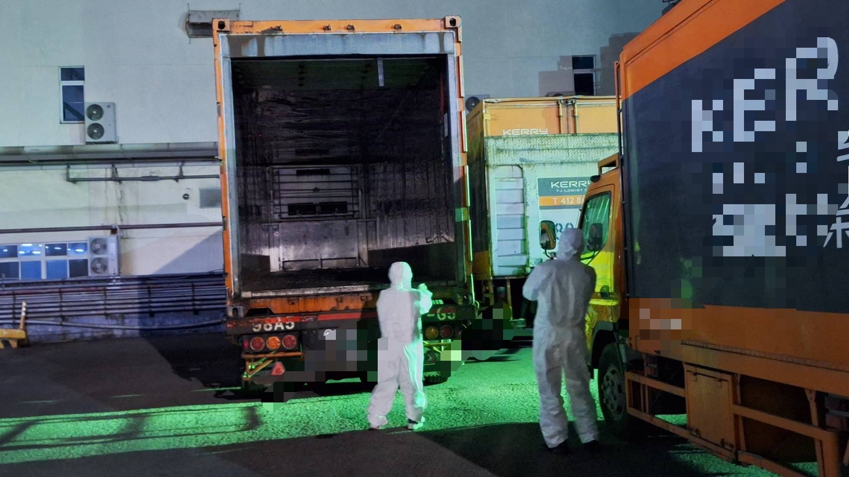 嘉里大榮遭疑隱匿物流車的去向,業者發聲明澄清。(高雄市衛生局提供)