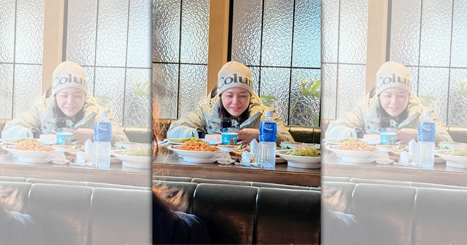 網友曝光一系列陳妍希帶兒子小星星去滑雪的照片。（翻攝自微博）