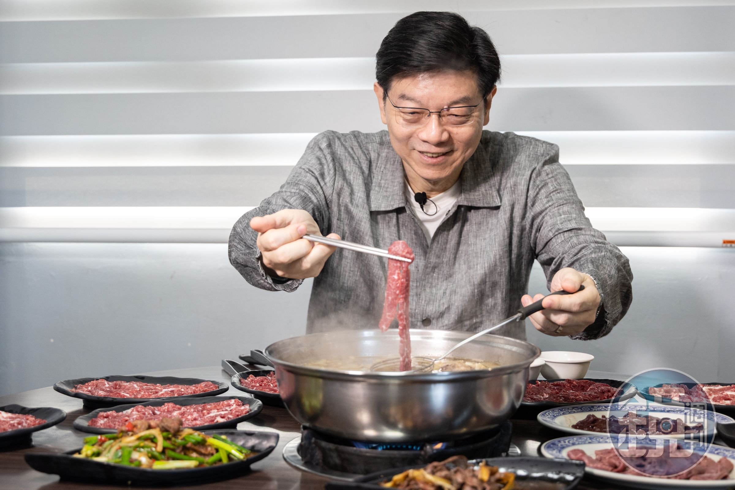 我這次到高雄吃到精彩的溫體牛肉鍋，也嘗到古早的川味牛肉麵，高雄牛肉料理的美味度超乎我的想像。