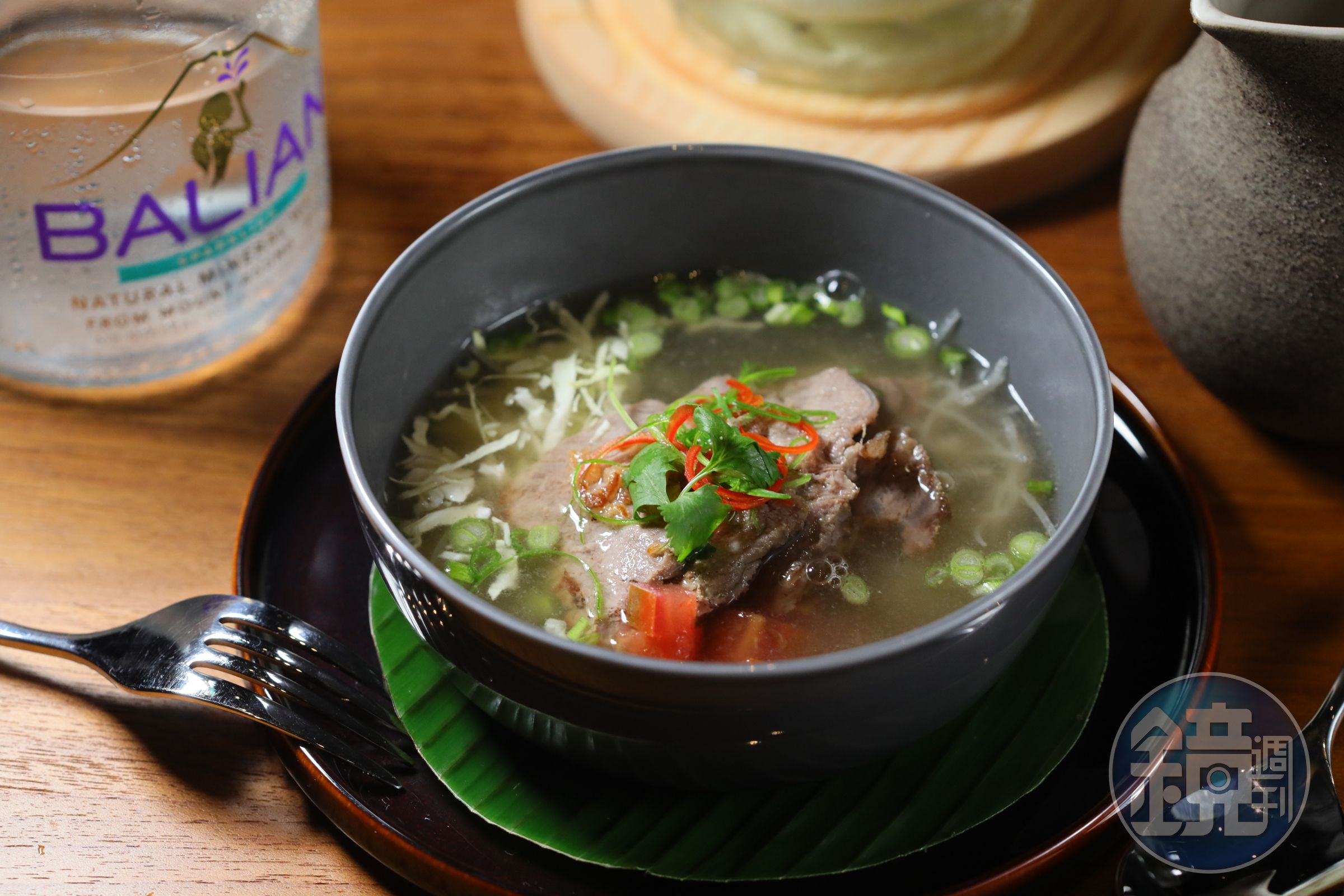 口感鹹香的清燉牛肉湯。