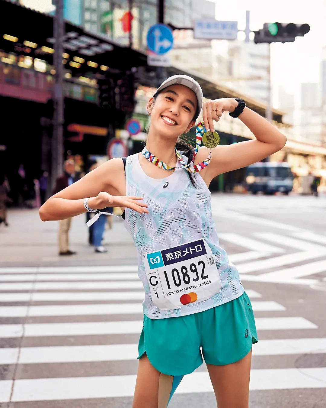 陳庭妮挑戰「世界七大馬拉松」之一的東京馬拉松。(翻攝自ASICS IG)