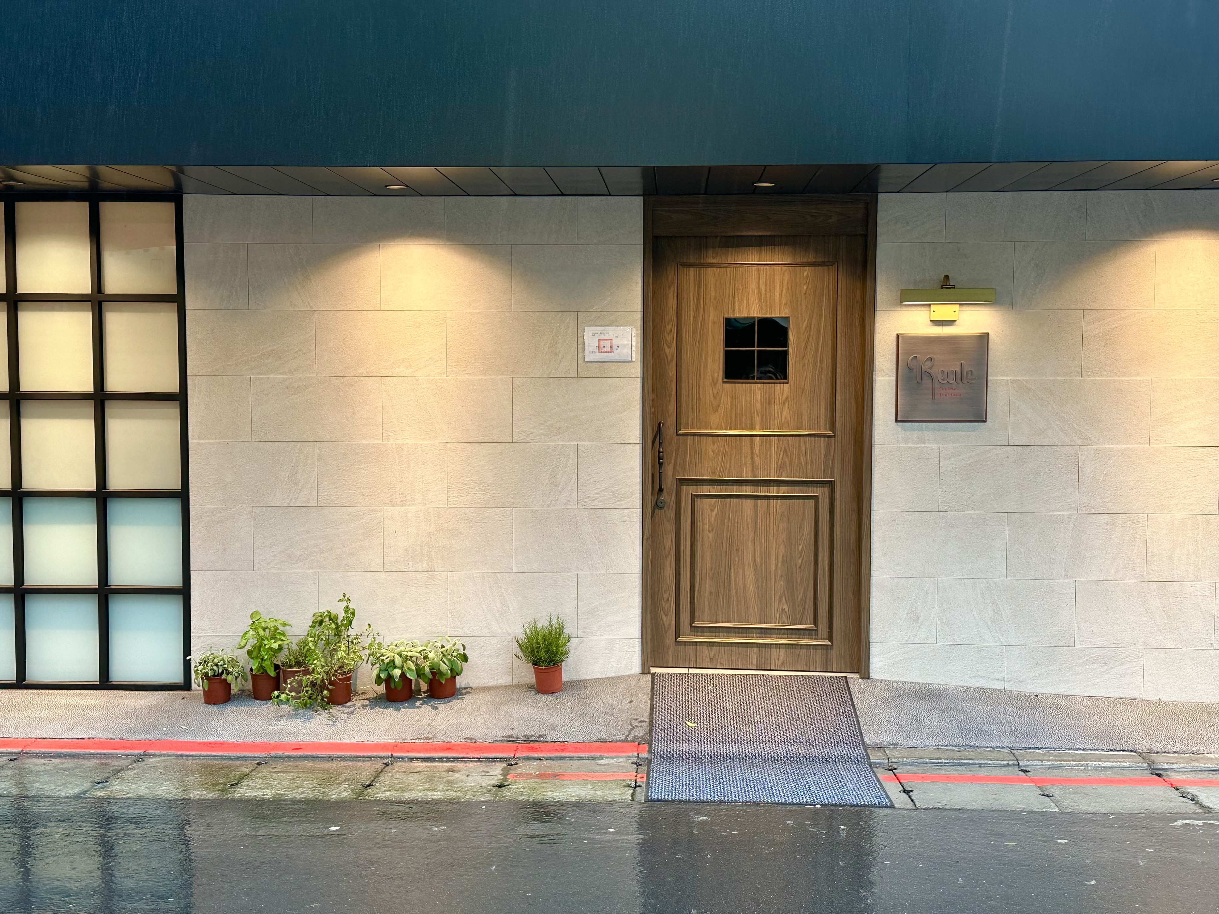 經不住鐵粉敲碗，黃慶德首度在台北展店開設義式餐廳「Reale Cucina Italiana」。