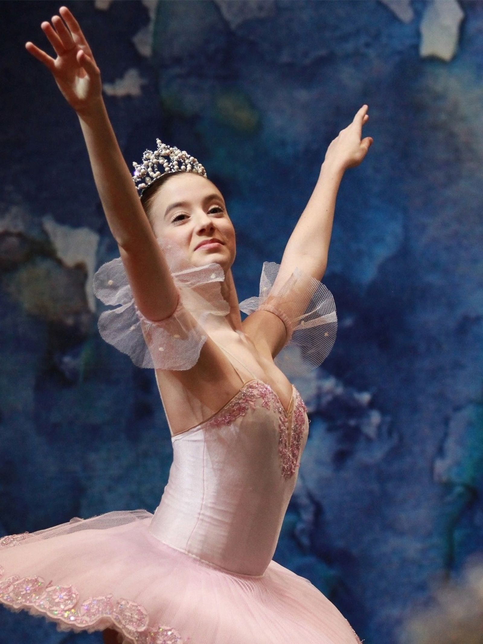 洛佩斯拉拉青年時期曾是芭蕾舞者，接受嚴格訓練。（翻攝escola_bolshoi IG）