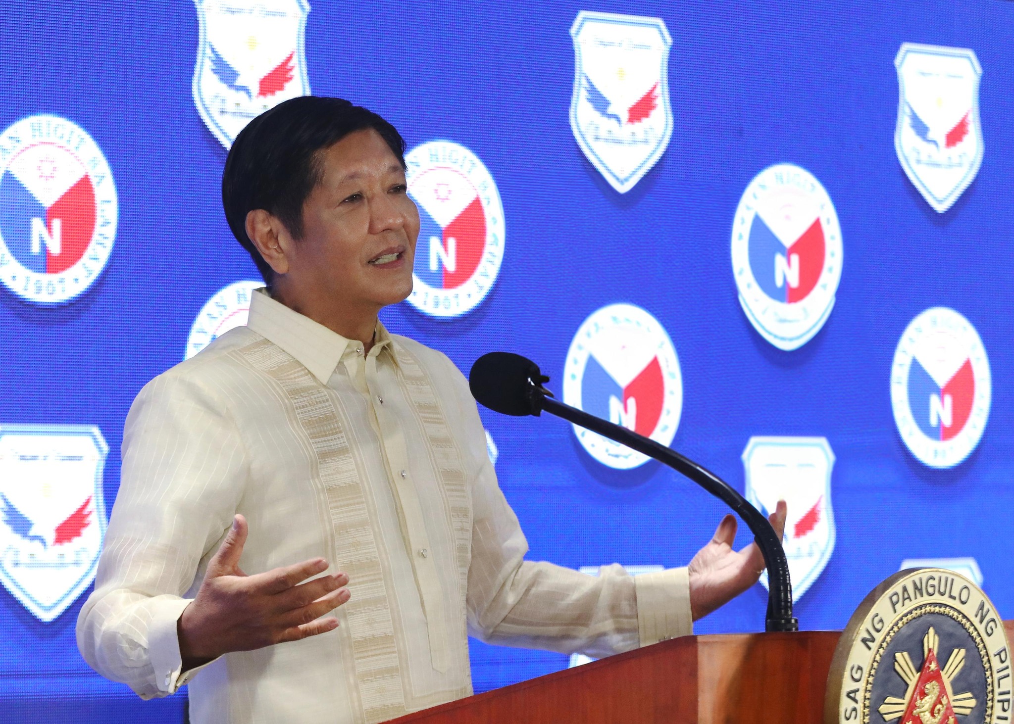 對於共軍在黃岩島附近的挑釁行為，小馬可仕抨擊無理、違法且魯莽。（翻攝自臉書＠Bongbong Marcos）