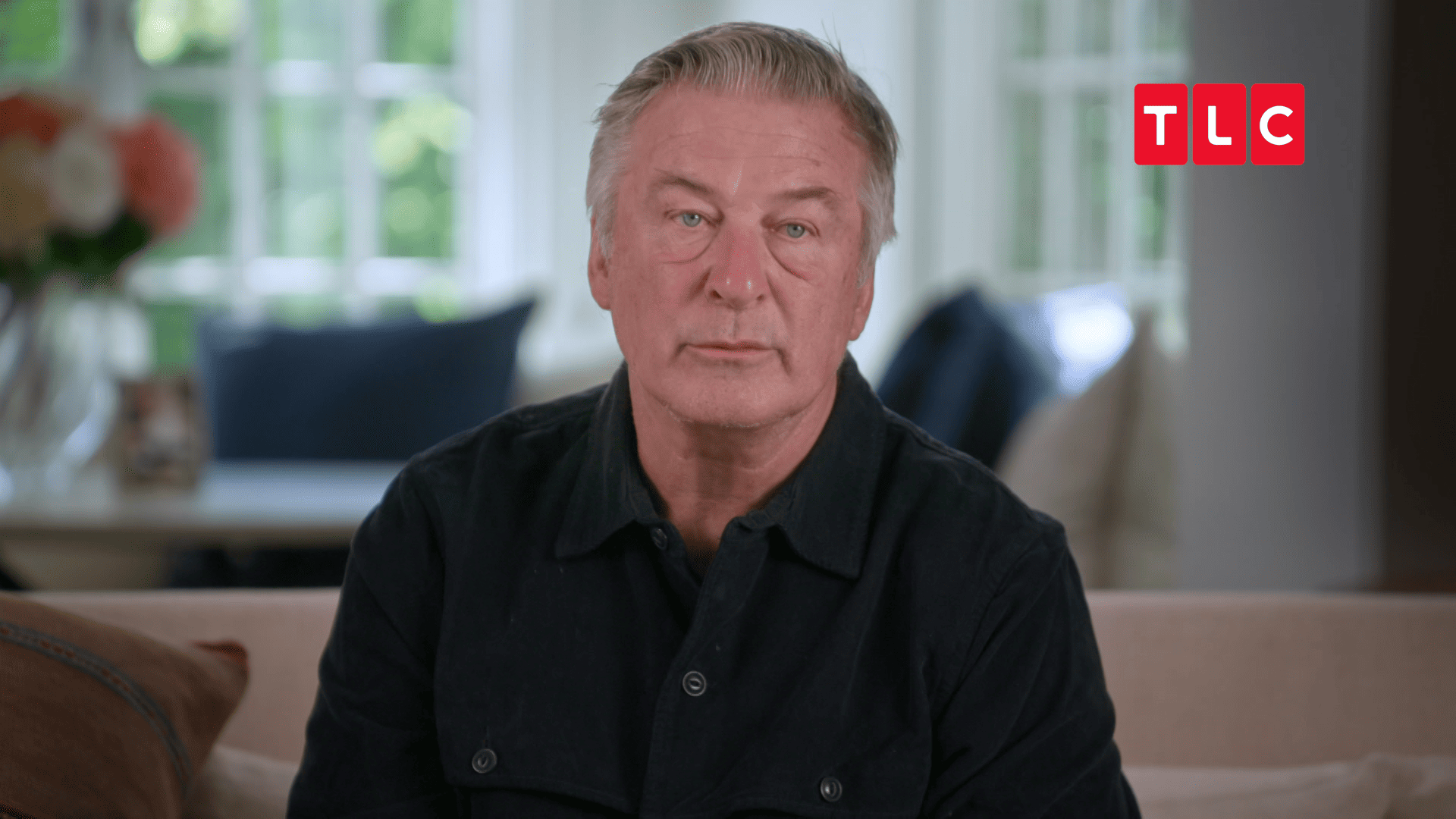 亞歷鮑德溫在片場槍擊意外後，演藝事業停擺，轉戰電視實境秀節目《鮑德溫這一家》。（TLC旅遊生活頻道提供）