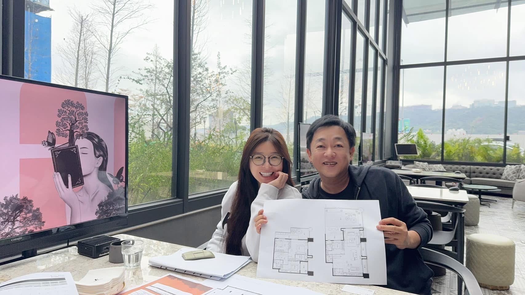 李燕老公在臉書分享喜訊。（翻攝臉書）