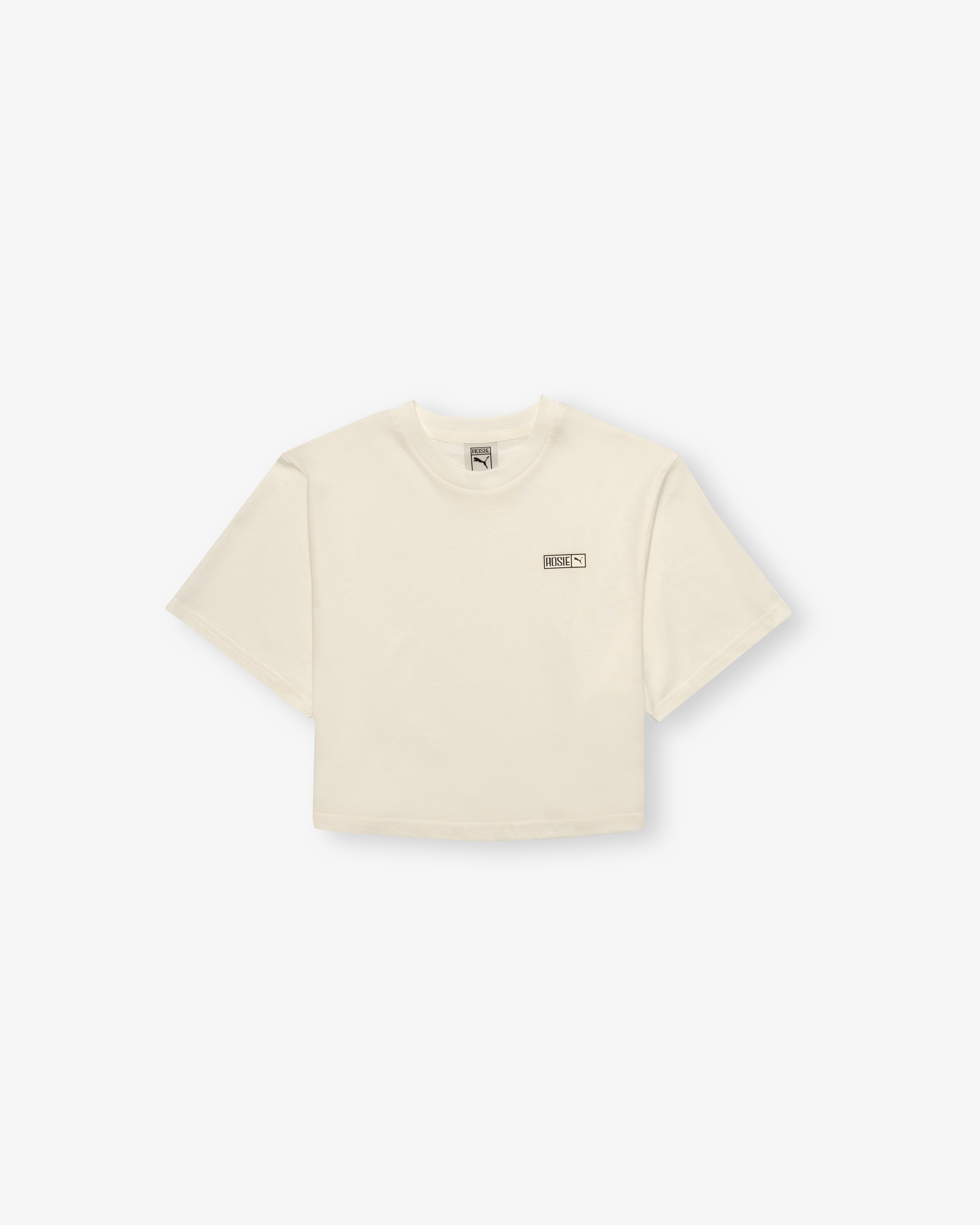 PUMA x ROSÉ聯名系列：流行系列ROSÉ短袖T恤，NT$1,280。（PUMA提供）