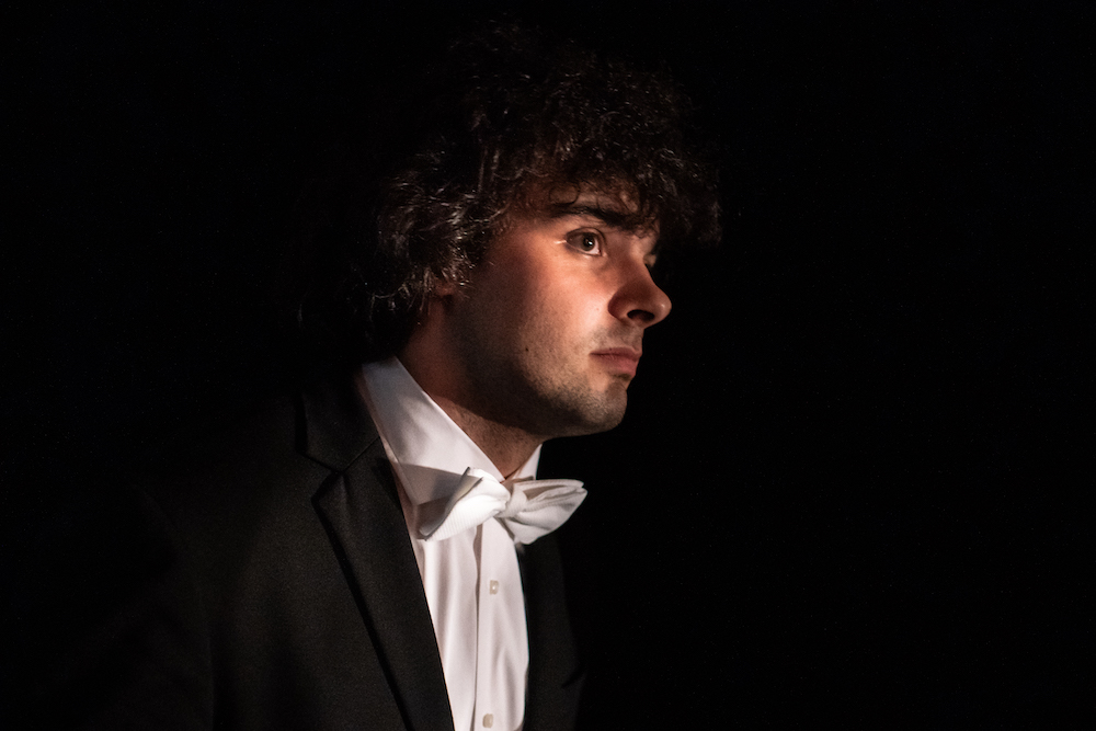 西班牙鋼琴家馬丁．賈西亞．賈西亞將於6月來台獻藝。（鵬博藝術提供）