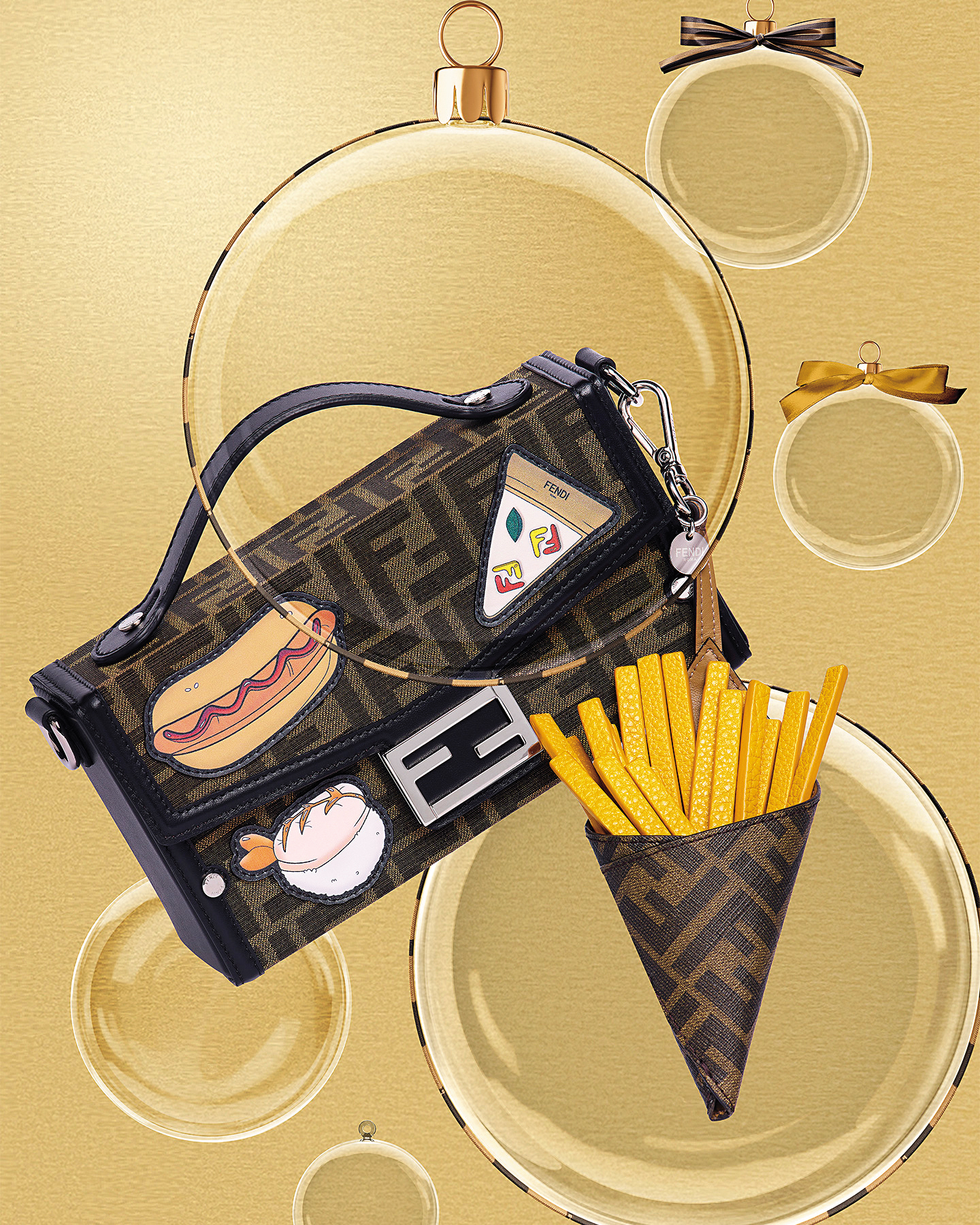 （左）棕色FF提花Baguette Soft Trunk NT$77,500、（右）Fendilicious 薯條造型吊飾 NT$26,800。（FENDI提供）