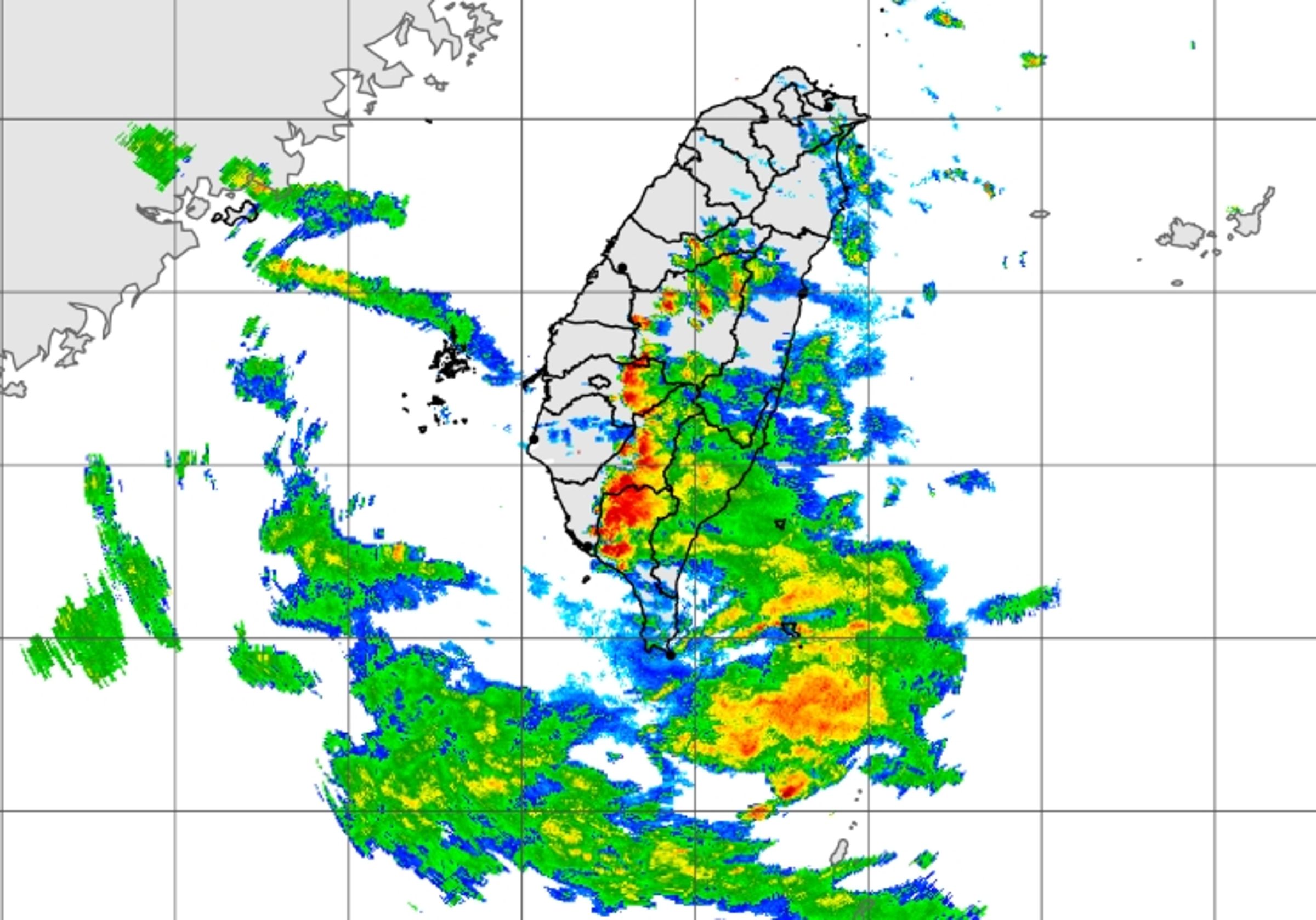 中央氣象署對台南市、高雄市、屏東縣、嘉義縣、雲林縣發布大雷雨即時訊息。（翻攝自中央氣象署官網）