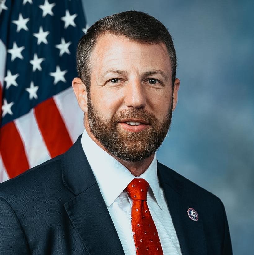 奧克拉荷馬州共和黨參議員穆林將接任國土安全部長。（翻攝Senator Markwayne Mullin臉書）
