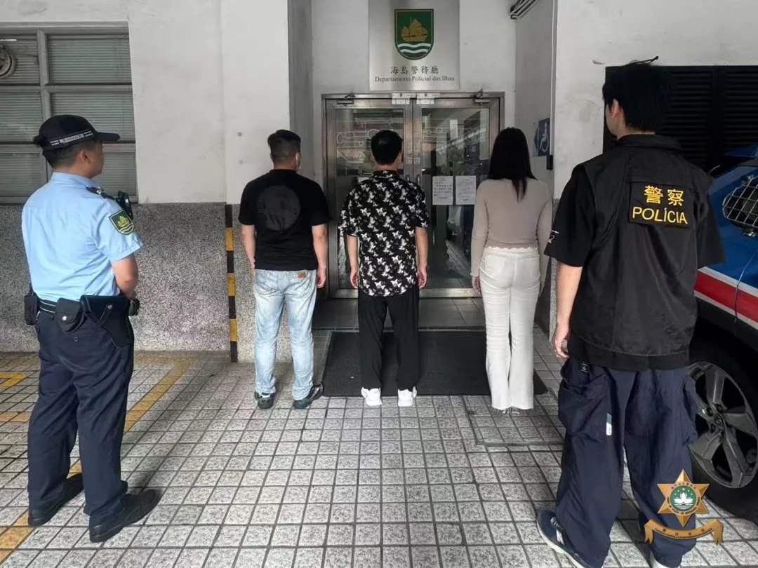 女裝男來自泰國，性服務收費不斐。（翻攝治安警察局社區警務）
