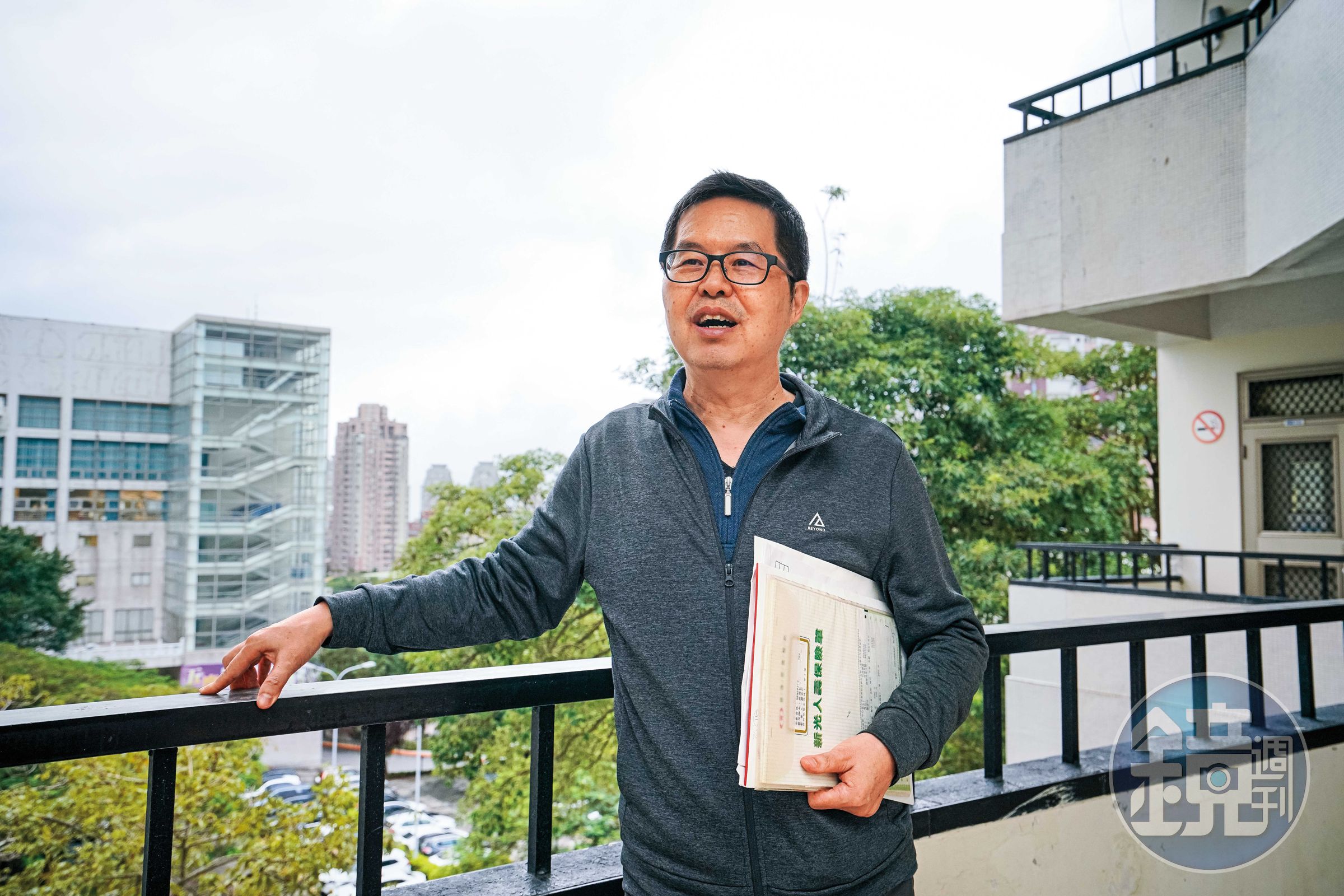 淡江大學風險管理與保險系副教授郝充仁,將社會保險、職業保險都納入退休規劃。