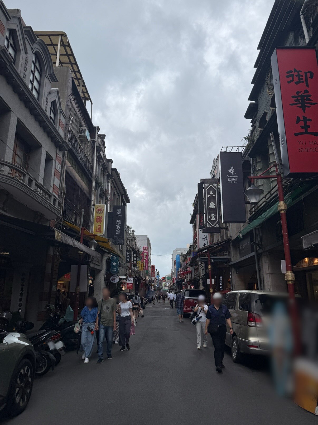 山田涼介抵台期間把握時間逛迪化街，感受台灣在地風情。（翻攝山田涼介IG)
