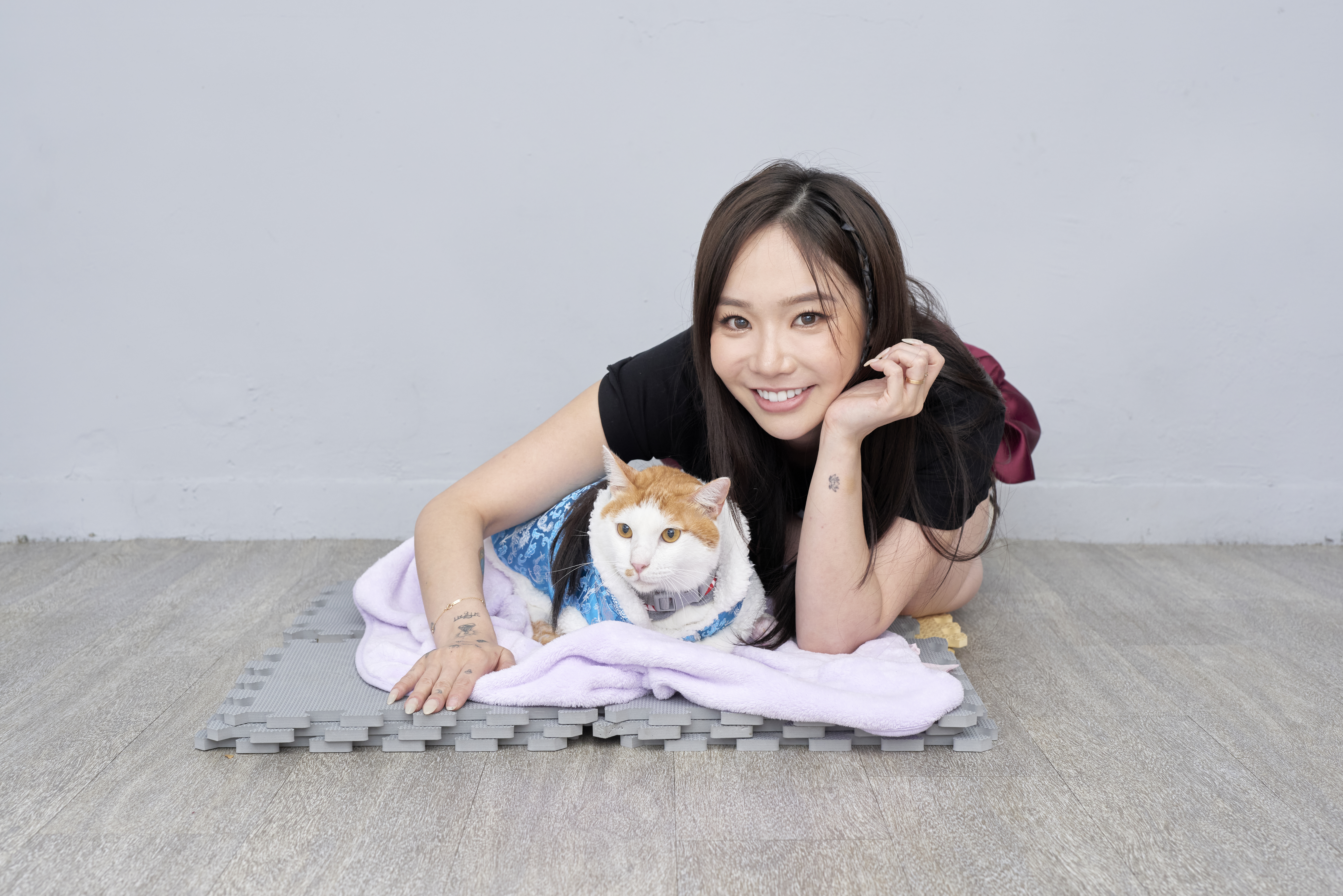 愛貓「木瓜」只有3隻腳,是陳芳語在街上救狗,不小時收編的。
