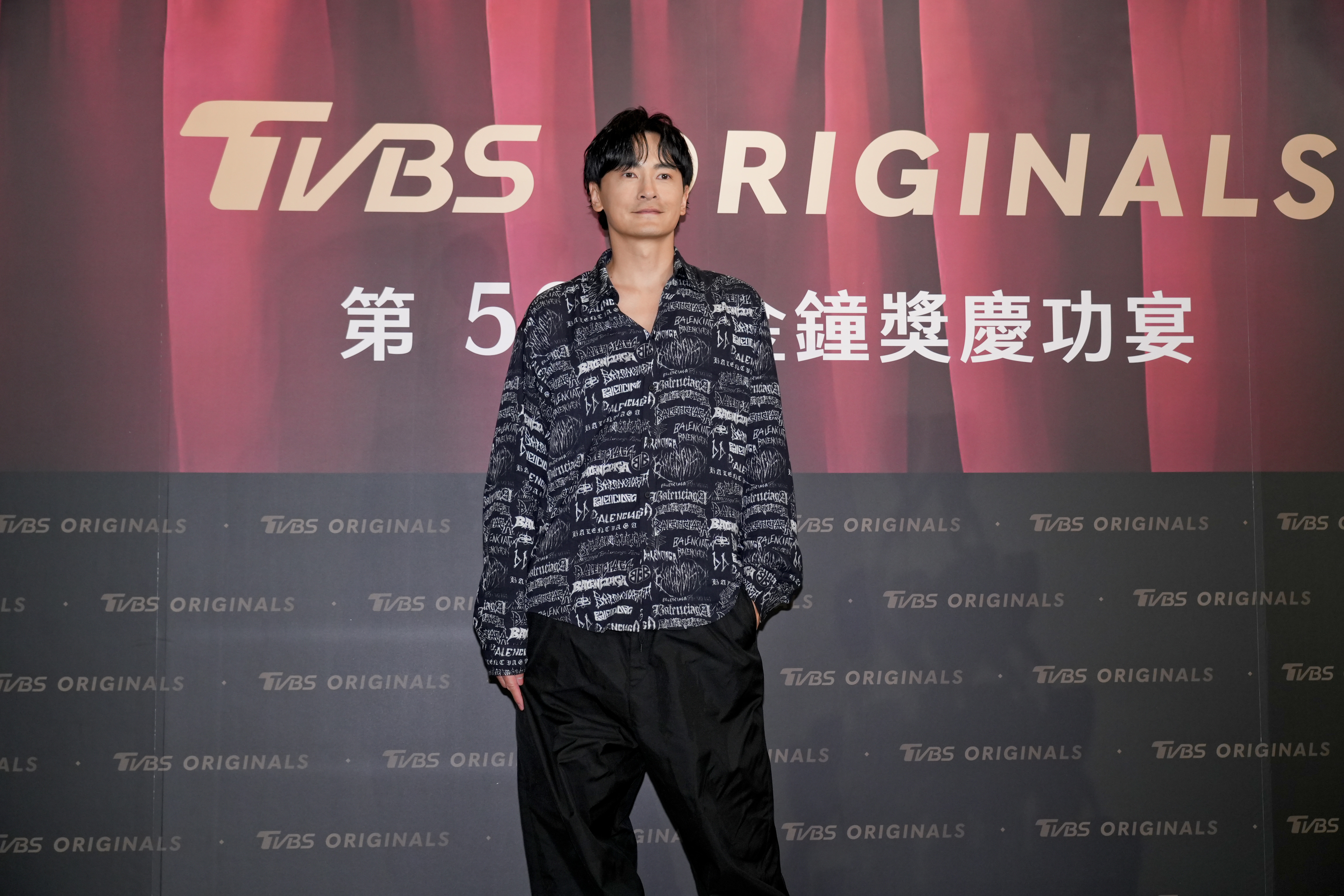 鄭元暢走進金鐘殿堂，感謝林心如的信任。