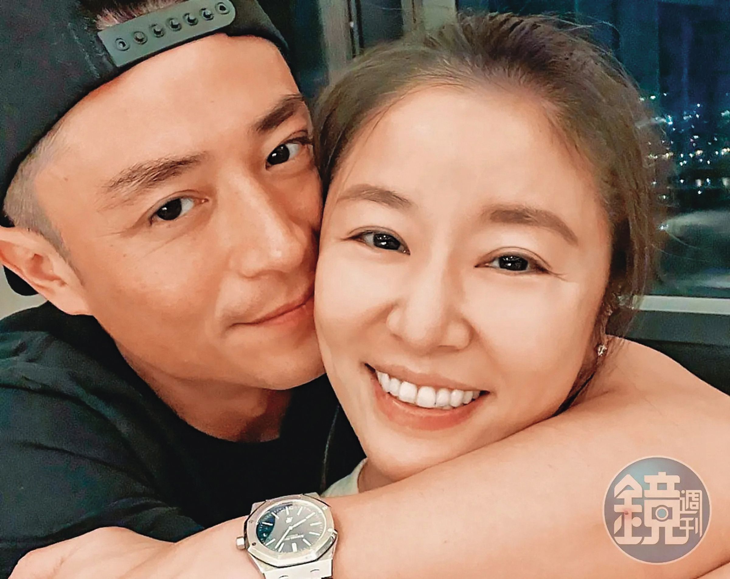 林心如(右)近年活躍之時,霍建華(左)幾乎停止拍戲在家照顧女兒。(翻攝林心如IG)