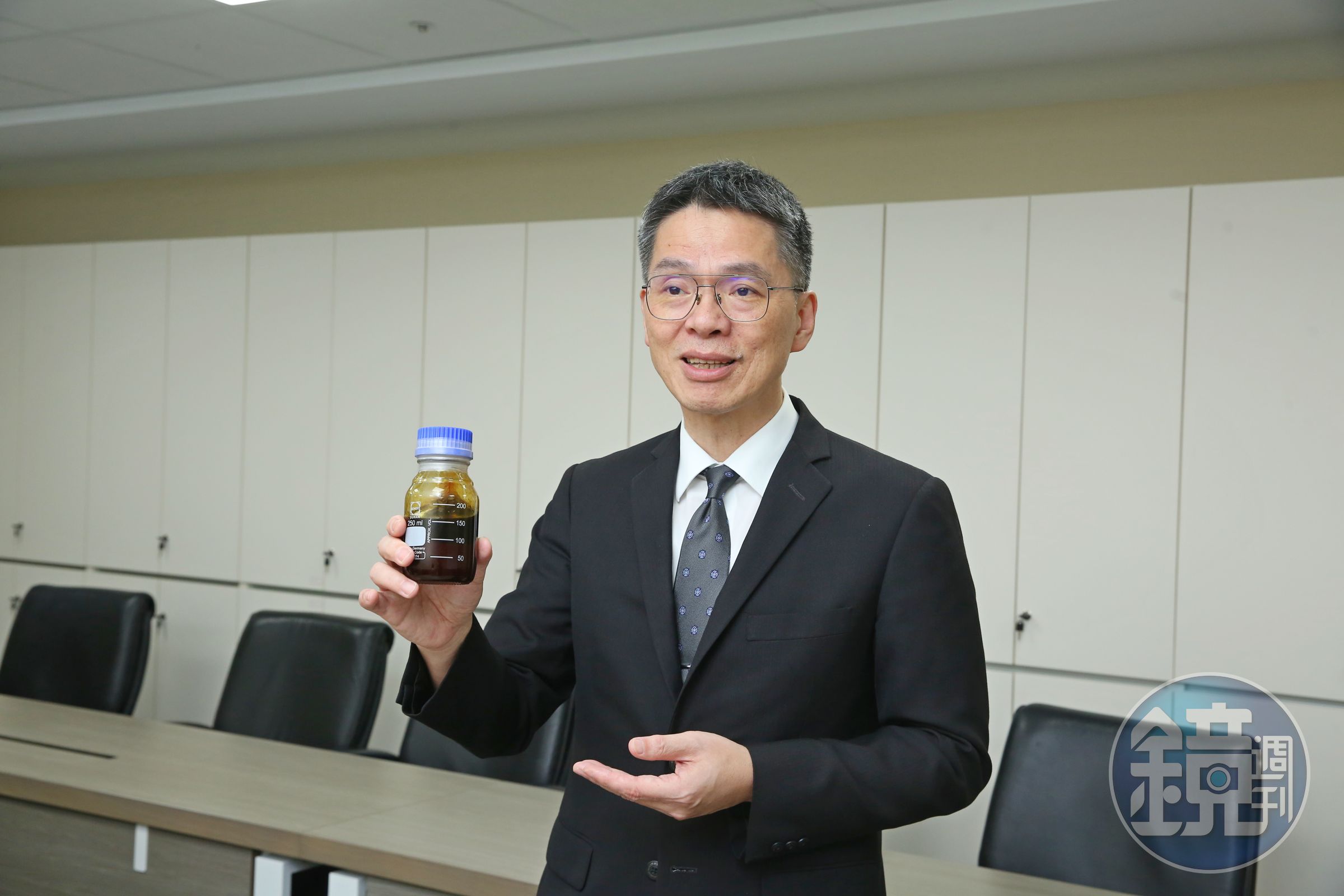 台塑新智能總經理暨澄灝科技董事長劉慧啟表示,因微藻製造特性,作為SAF能完全解決料源不足的問題。