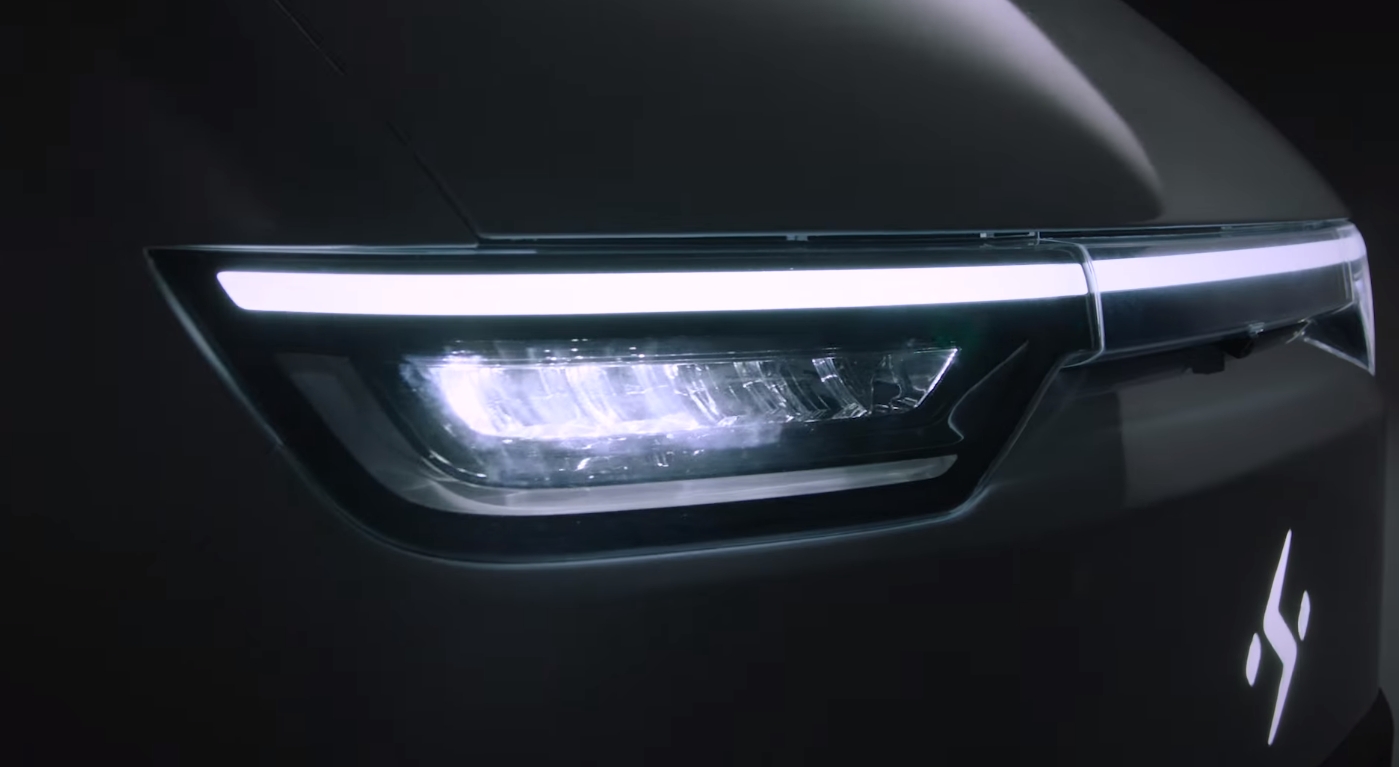 鴻海今發布新款電動物流概念車Model N預告影片。（翻攝自鴻海科技集團臉書影片）