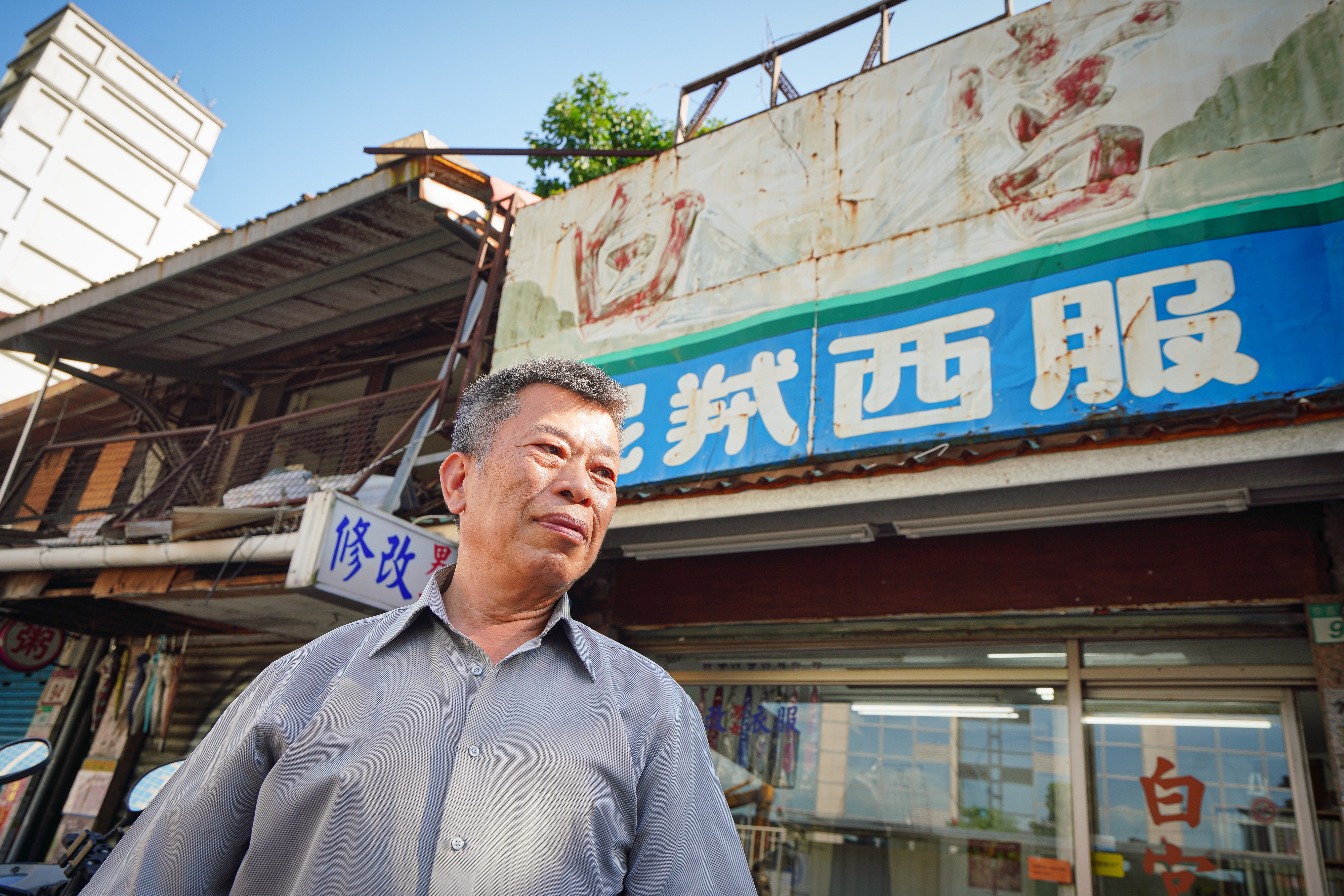 張秉清奮鬥一世,卻沒過什麼好日子,現在仍守著老店苦撐。