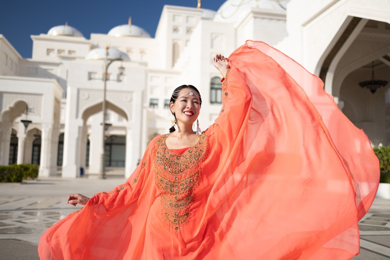 劉伊心打算未來移居杜拜，帶孩子們去唸書。（翻攝自劉伊心臉書）