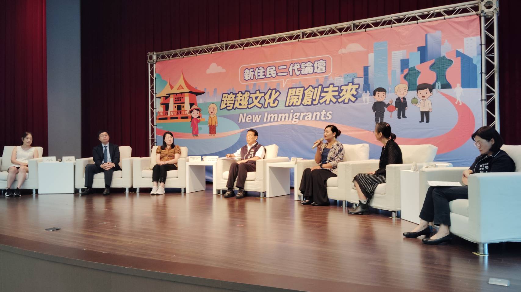 論壇現場邀請多組新住民團體帶來精彩演出。