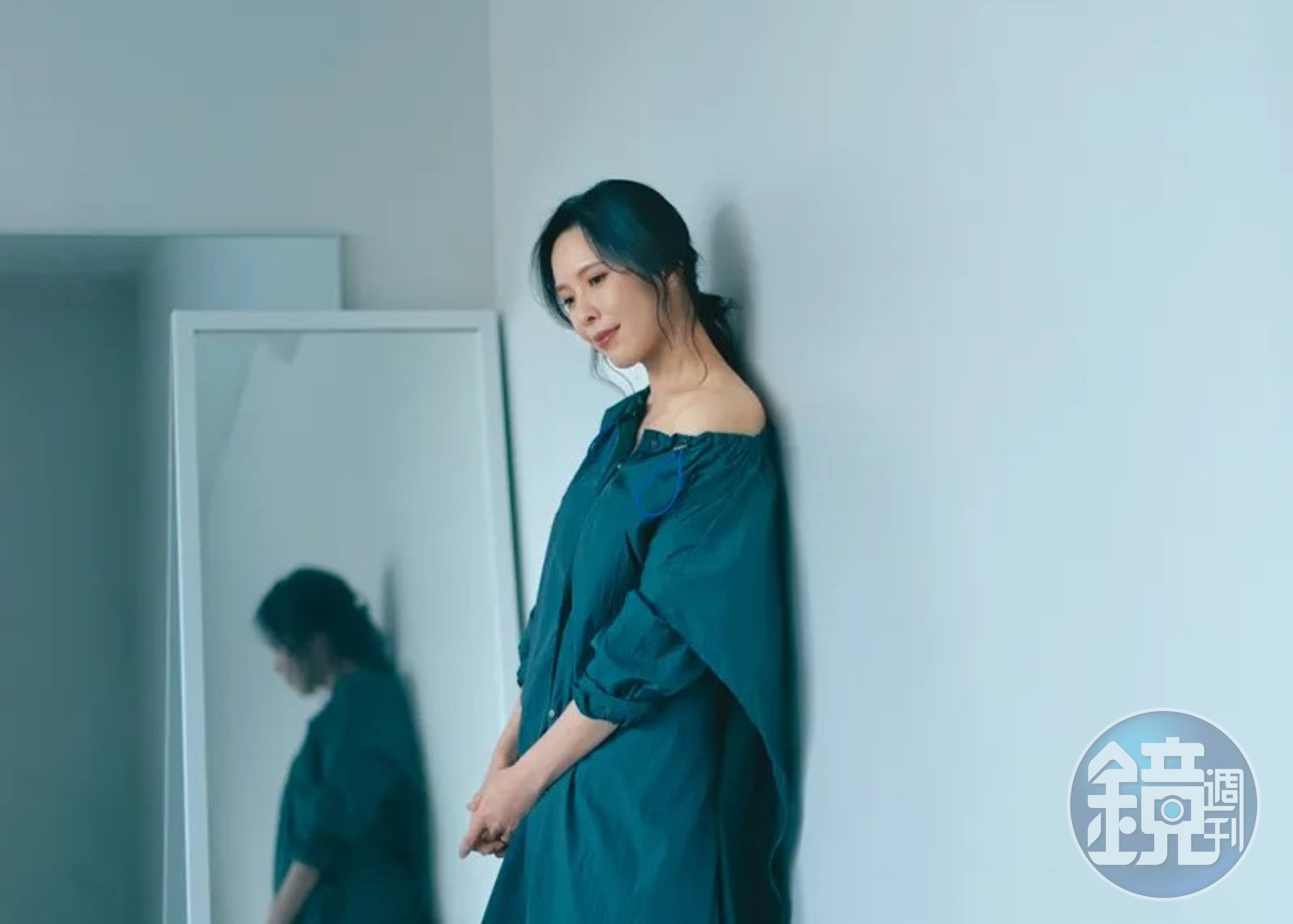 對自我要求甚高，不能讓導演講到第三遍，天心忍不住會在心裡罵自己笨，但現在也會提醒自己，「請緩一緩。」