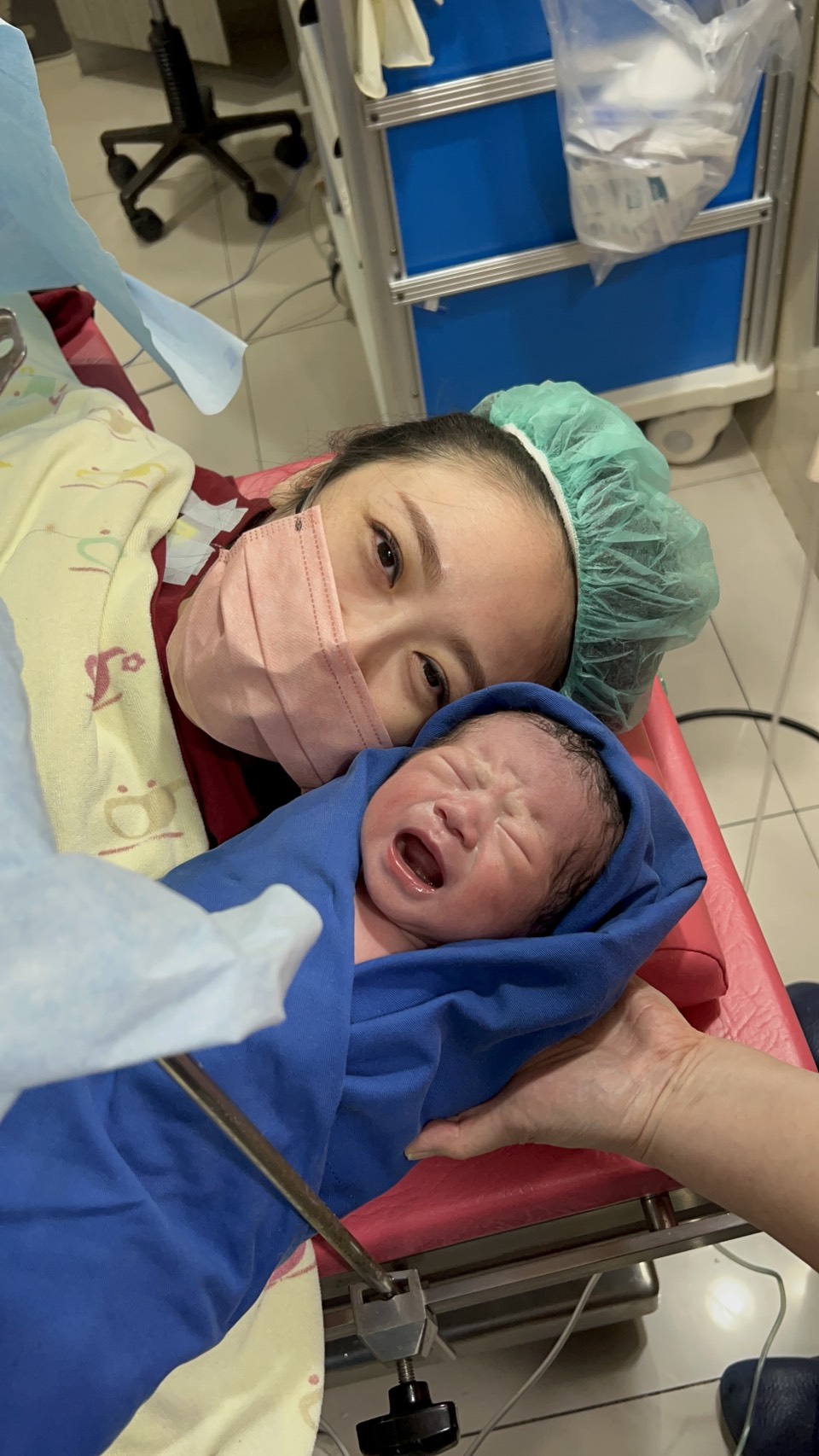 蔡允潔產子升格當二寶媽。（紅心字會提供）