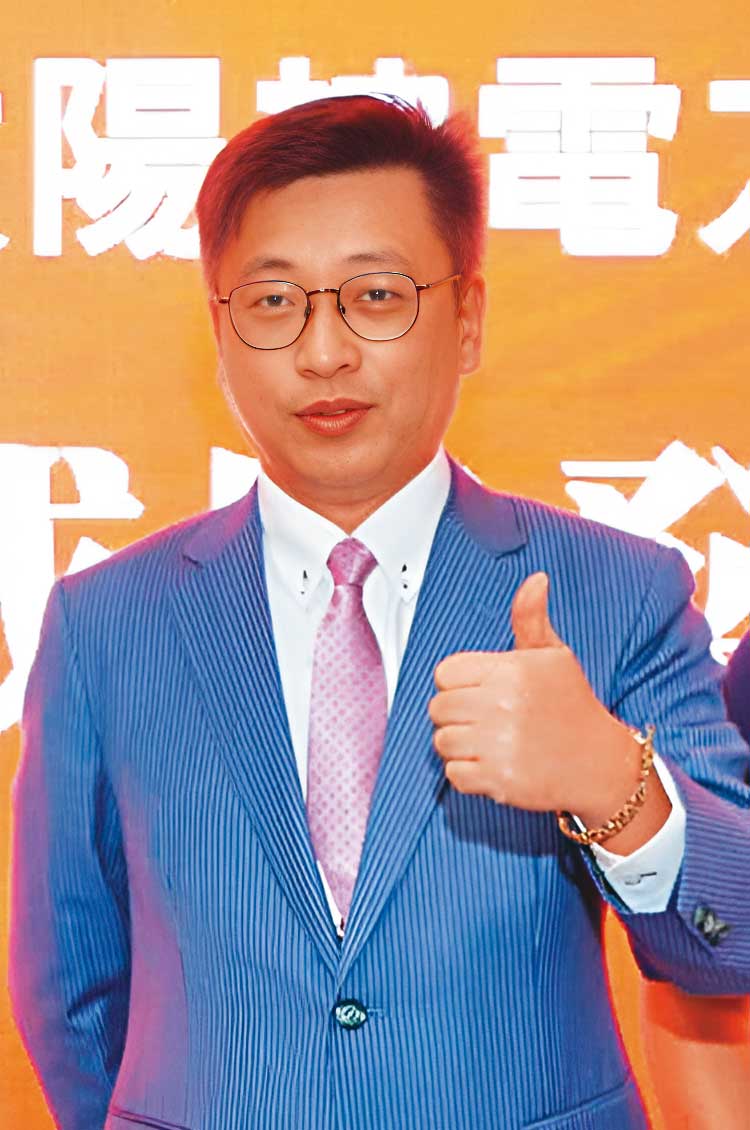 力暘集團總裁古盛煇(圖)涉官商勾結,違法解套「小二甲」禁令,台南地檢署日前依貪汙及偽造文書等罪起訴15名官商。(翻攝力暘能源臉書)