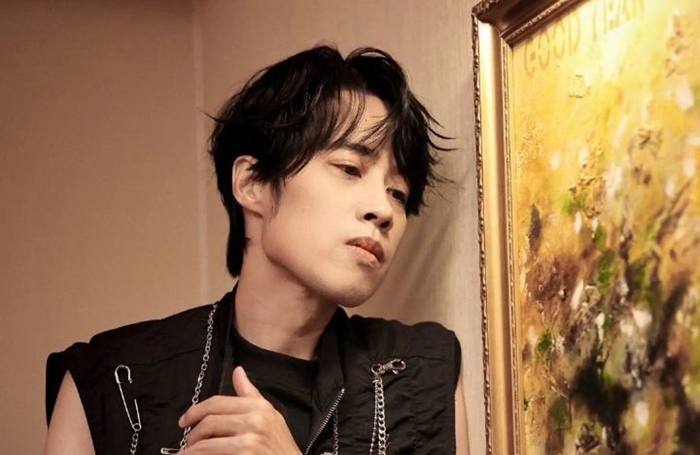 TANK去年在中國接受換心、肝手術，術後高調「感謝祖國讓我重生」，（翻攝微博）