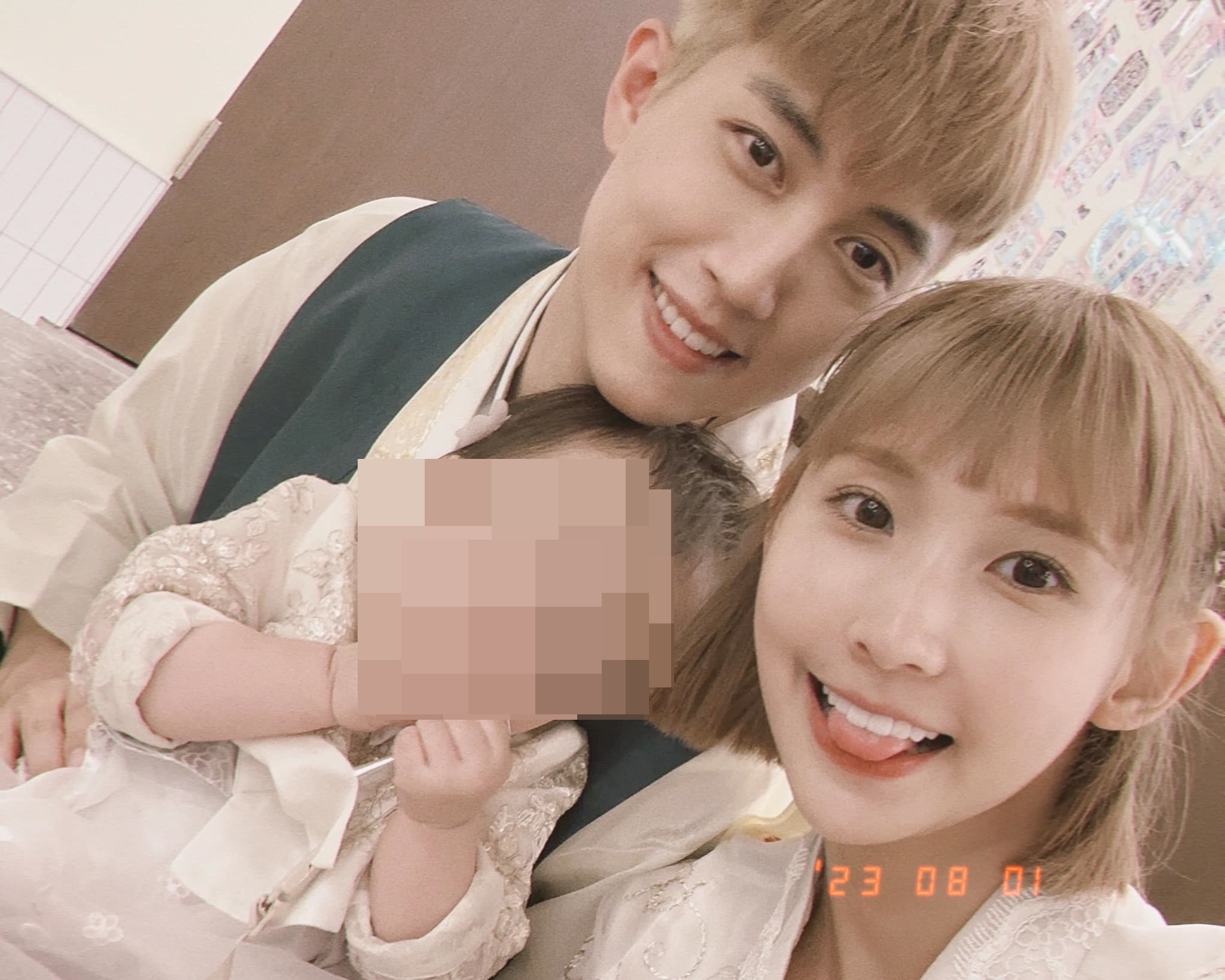 粿粿近日與老公范姜彥豐自從有了小粿醬之後人氣依舊不減。（翻攝自粿粿粉專）