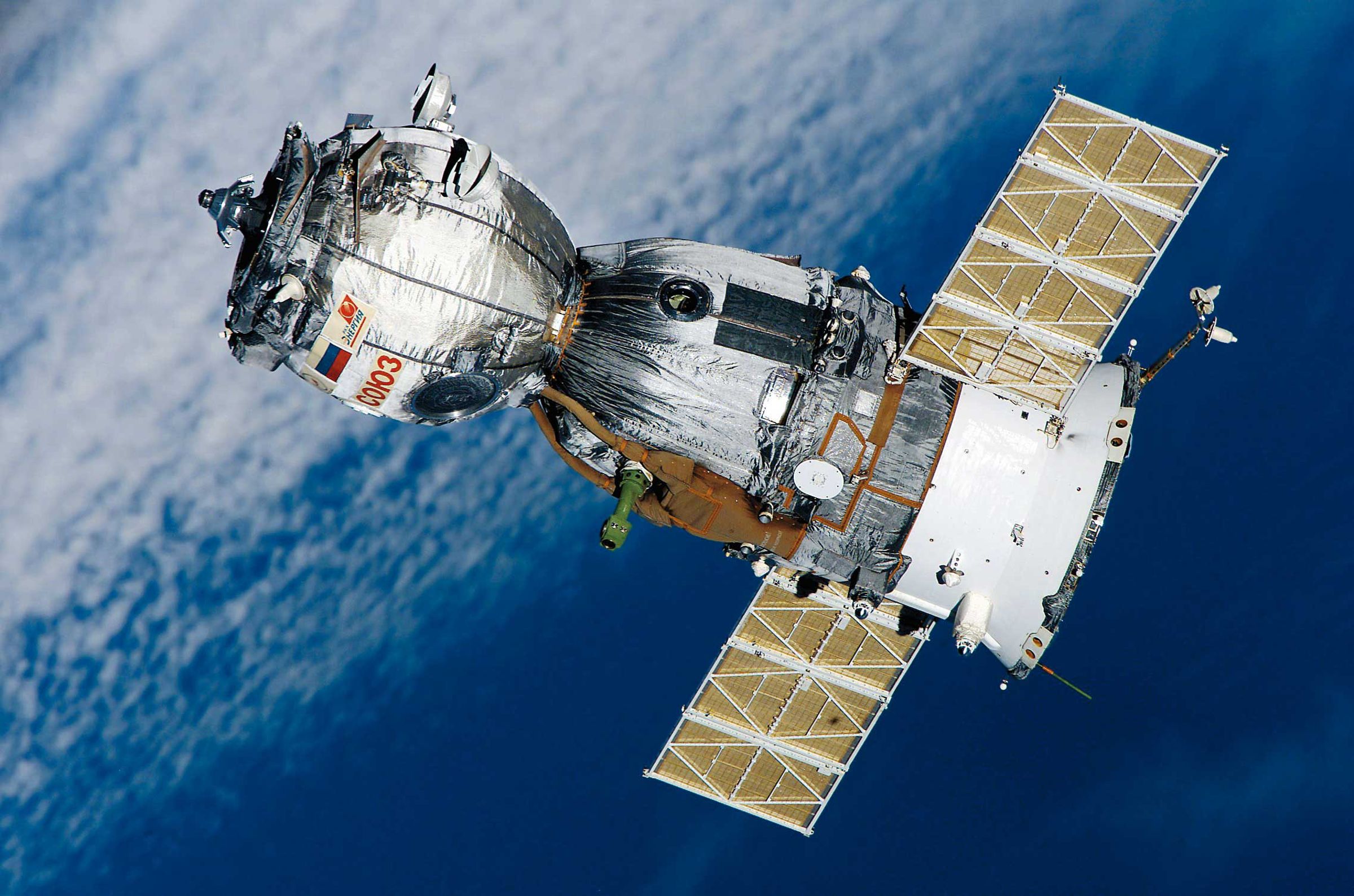 美系衛星大廠積極發射低軌衛星,對穩懋的高頻元件需求大增。(翻攝Pixabay)