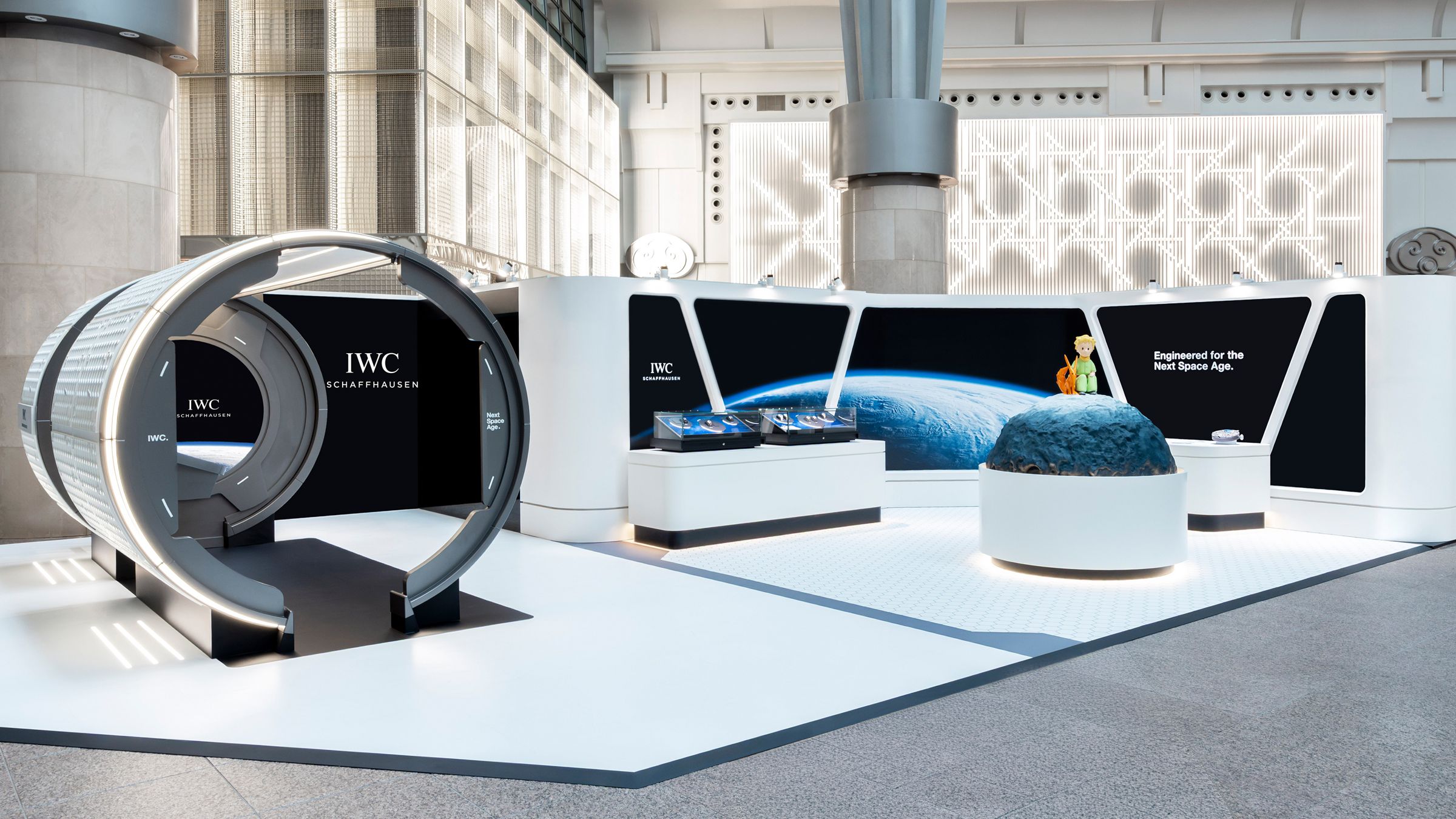 IWC Next Space Age展覽期間限定在台北101四樓都會廣場展出。