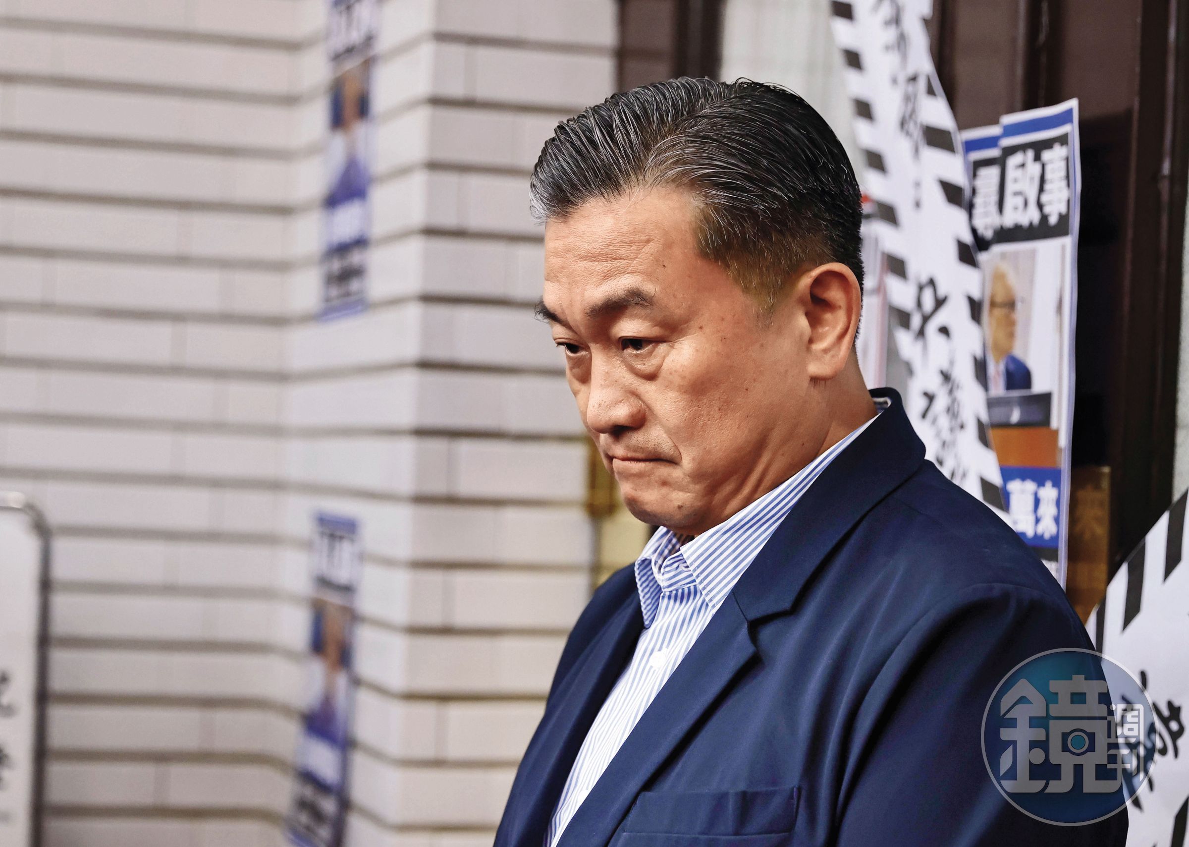 王定宇花邊事件不斷,如今再爆多次赴社交名媛住家過夜,恐重創政治形象。