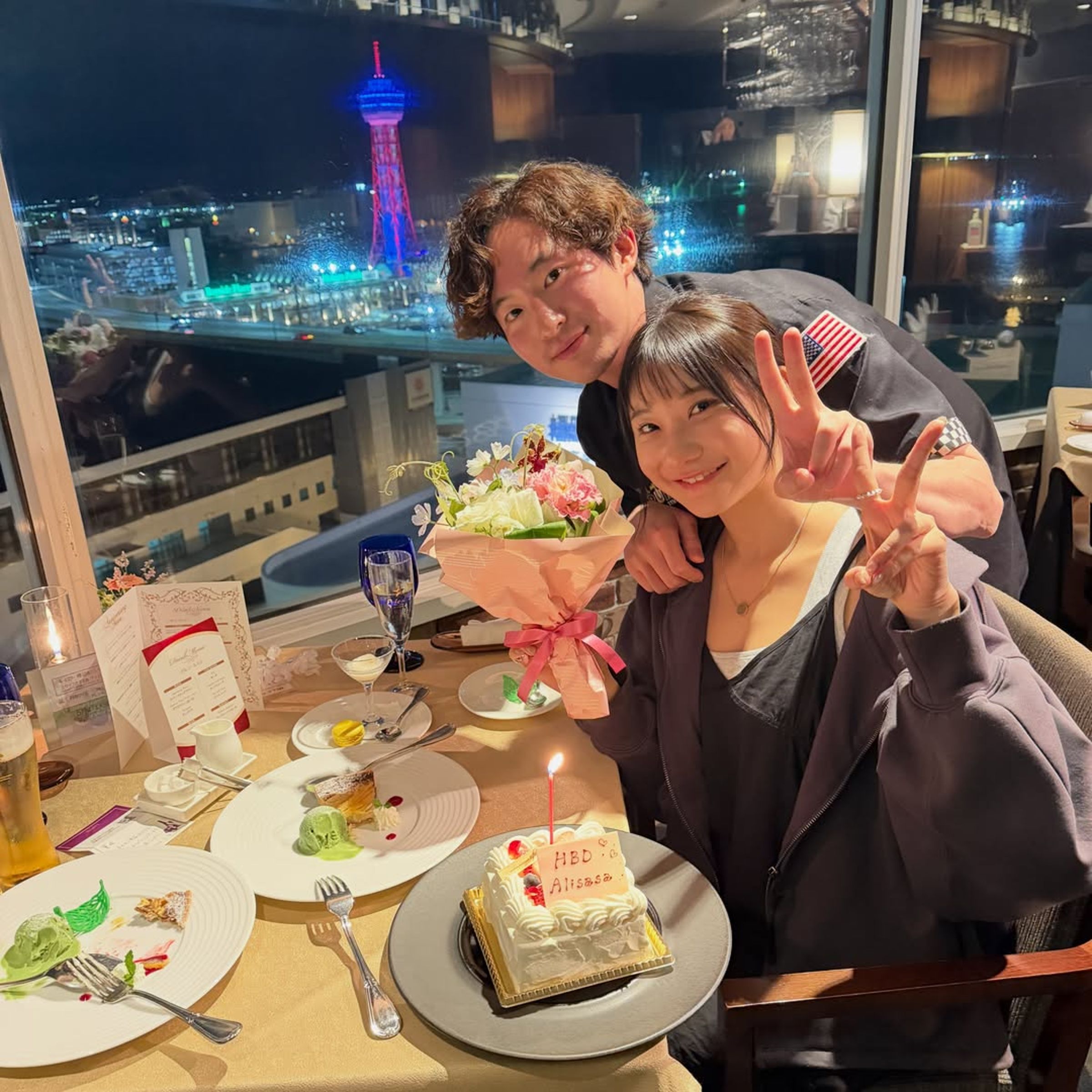 愛莉莎莎幸福笑容藏不住。(翻攝IG@goodalicia)