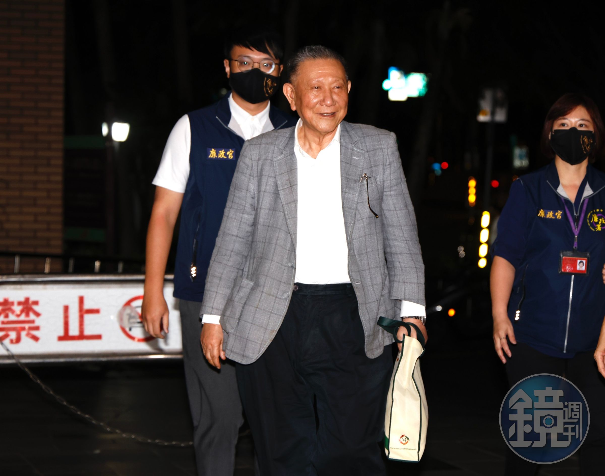 沈慶京8月30日遭收押後,其律師今正式提起抗告。
