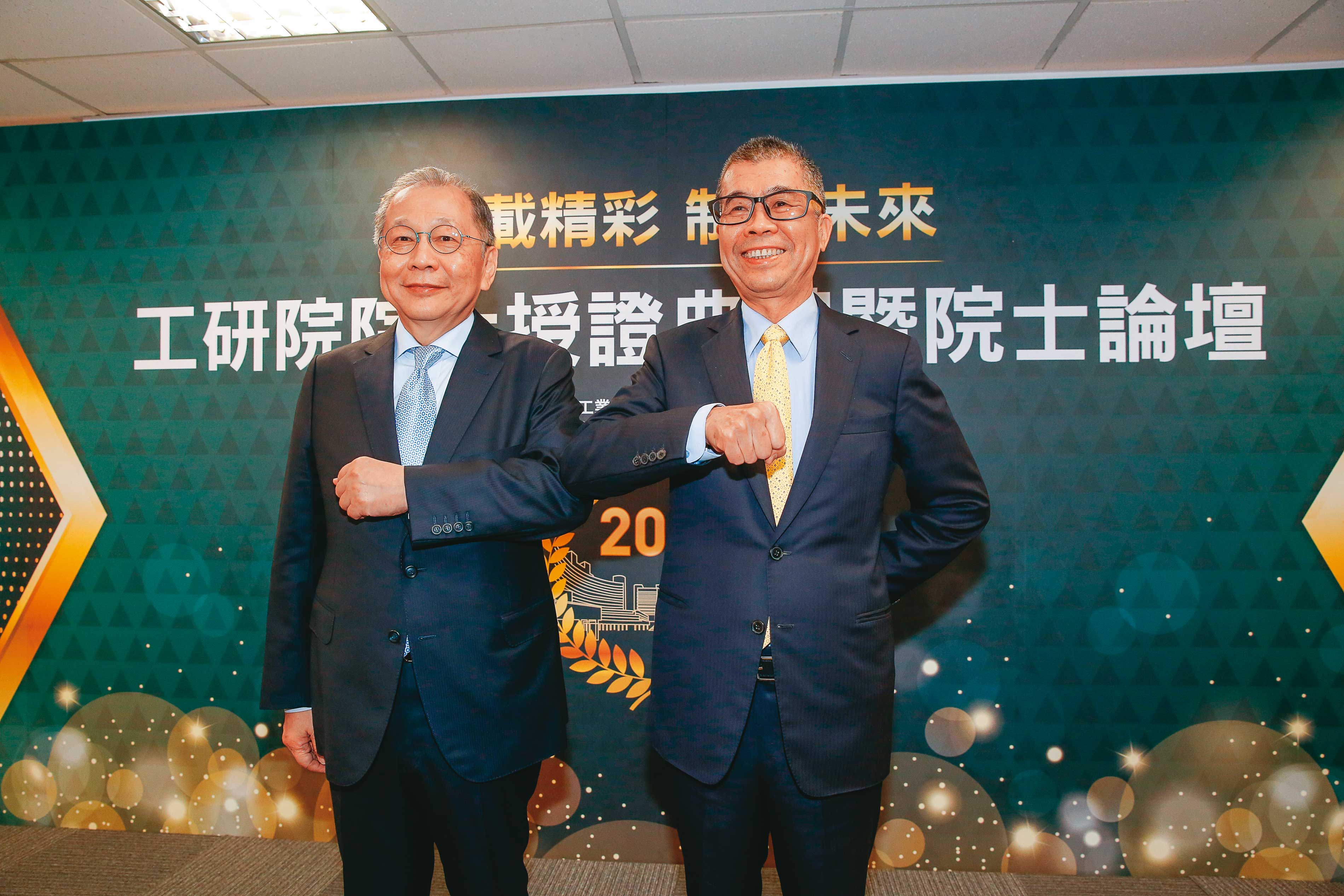 蔡明介找蔡力行操盤，努力爭取國際指標客戶。