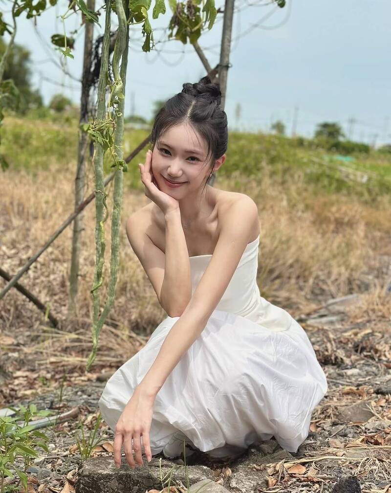 家寧最近體悟到人生就是在虛實之間。（翻攝自家寧IG）