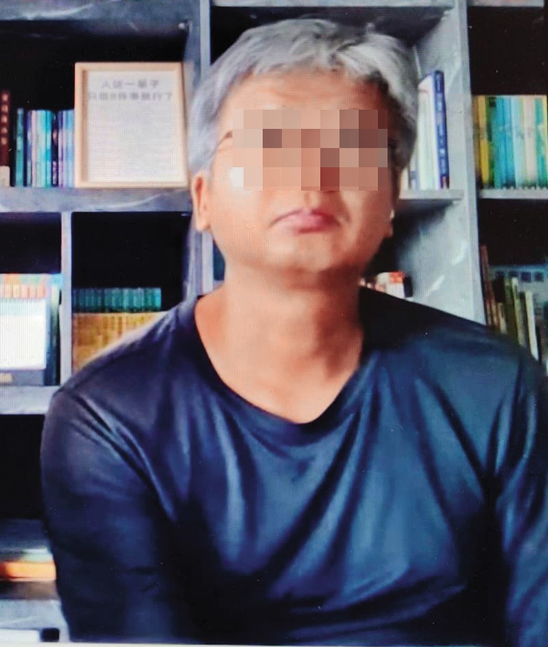 Ａ先生指控袁、吳2人違法，損害學校師生、廠商權益。（讀者提供）