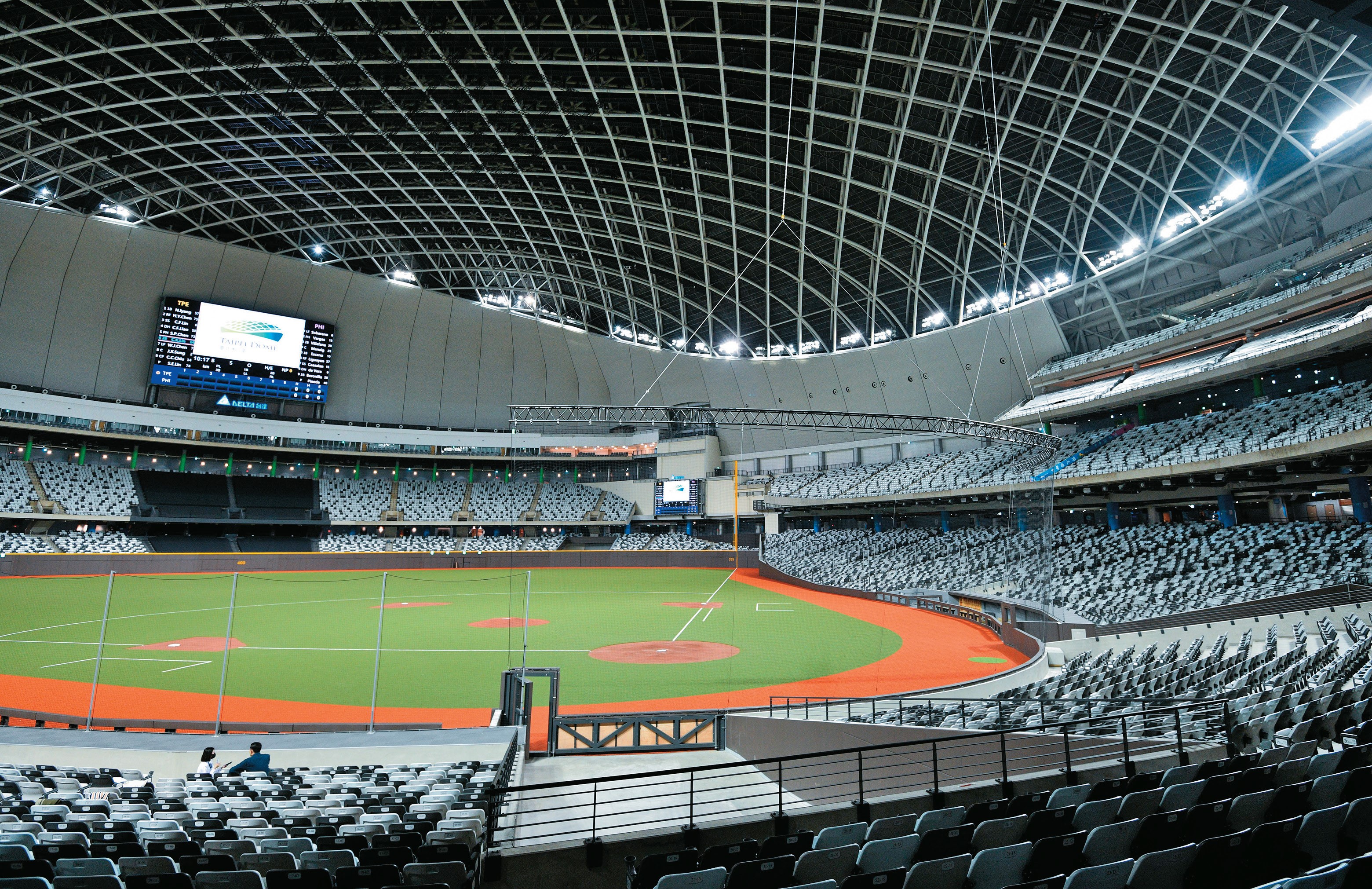 【台北畫刊】孵化城市夢想的大巨蛋