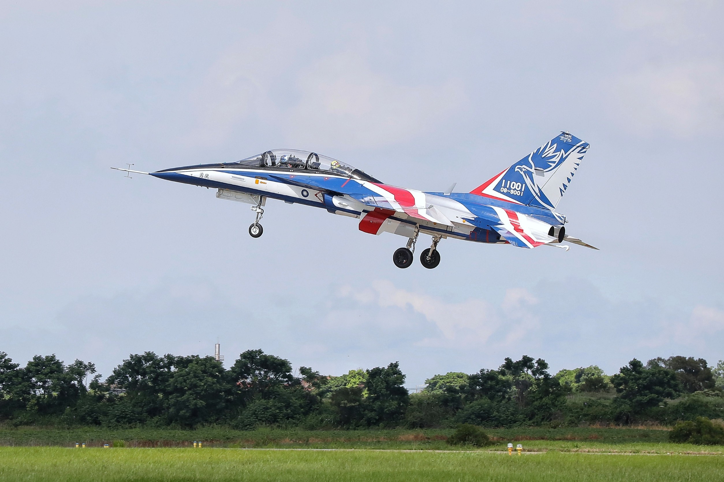 T-BE5A勇鷹教練機。（翻攝維基百科）