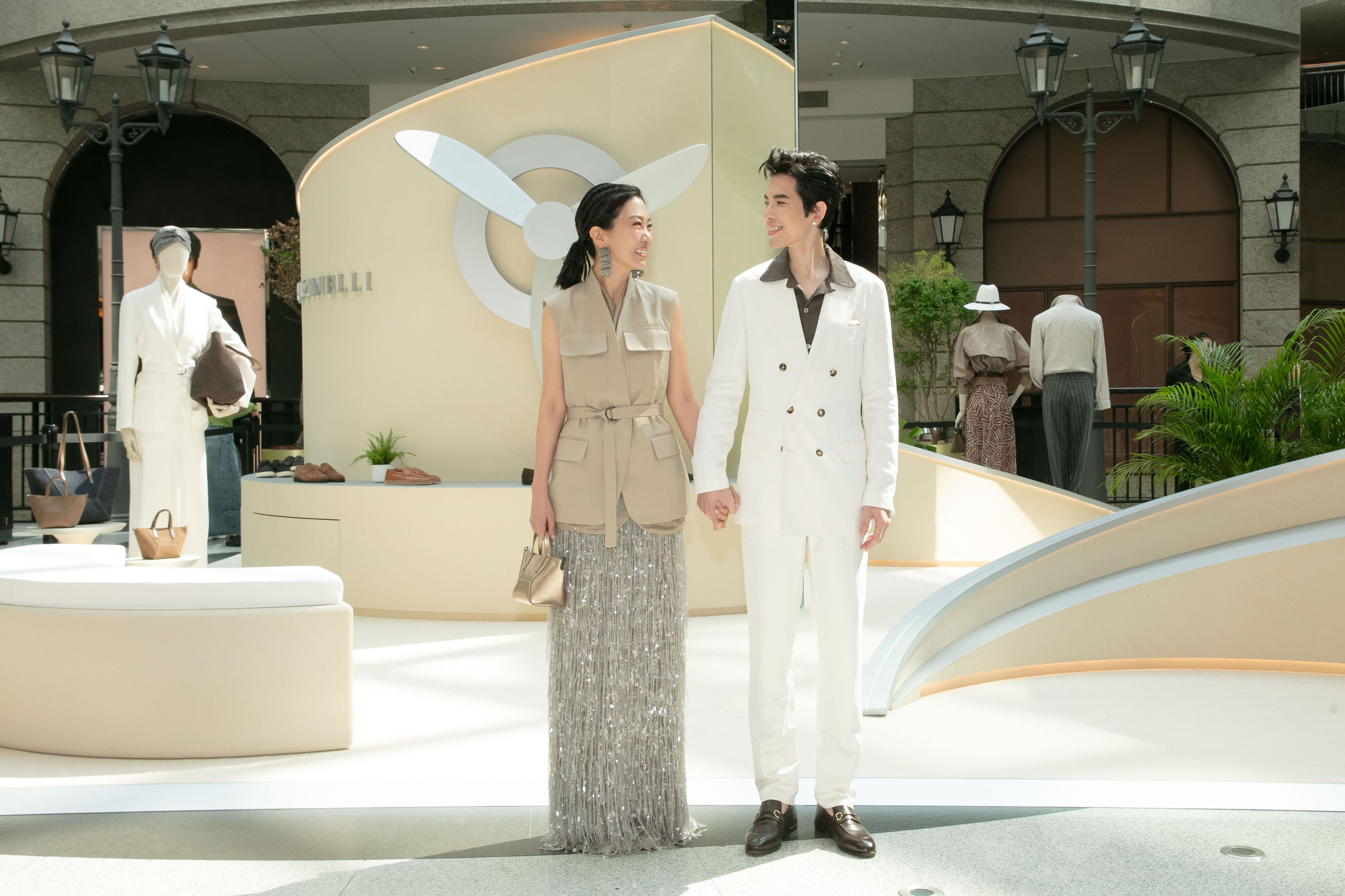 蕭敬騰與愛妻Summer合體亮相BRUNELLO CUCINELLI品牌活動。（藍鐘提供）