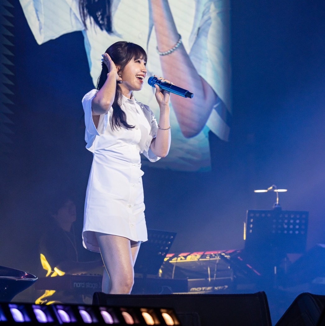APINK主唱鄭恩地與粉絲共度美好週六夜晚。（D-SHOW提供）