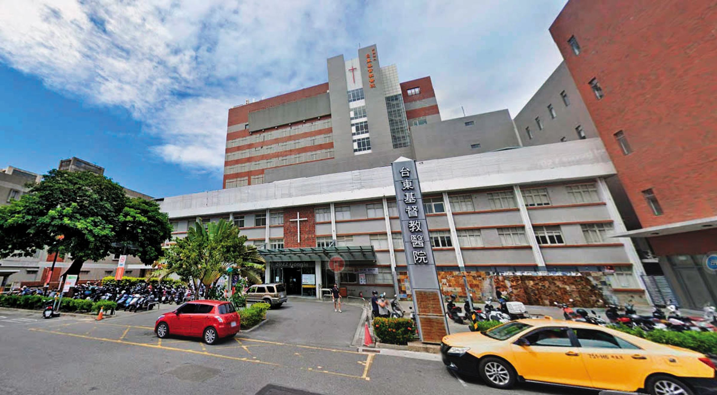 投訴人指控東基院方接獲檢舉後,卻未對劉男做出任何處置。(翻攝Google Maps)