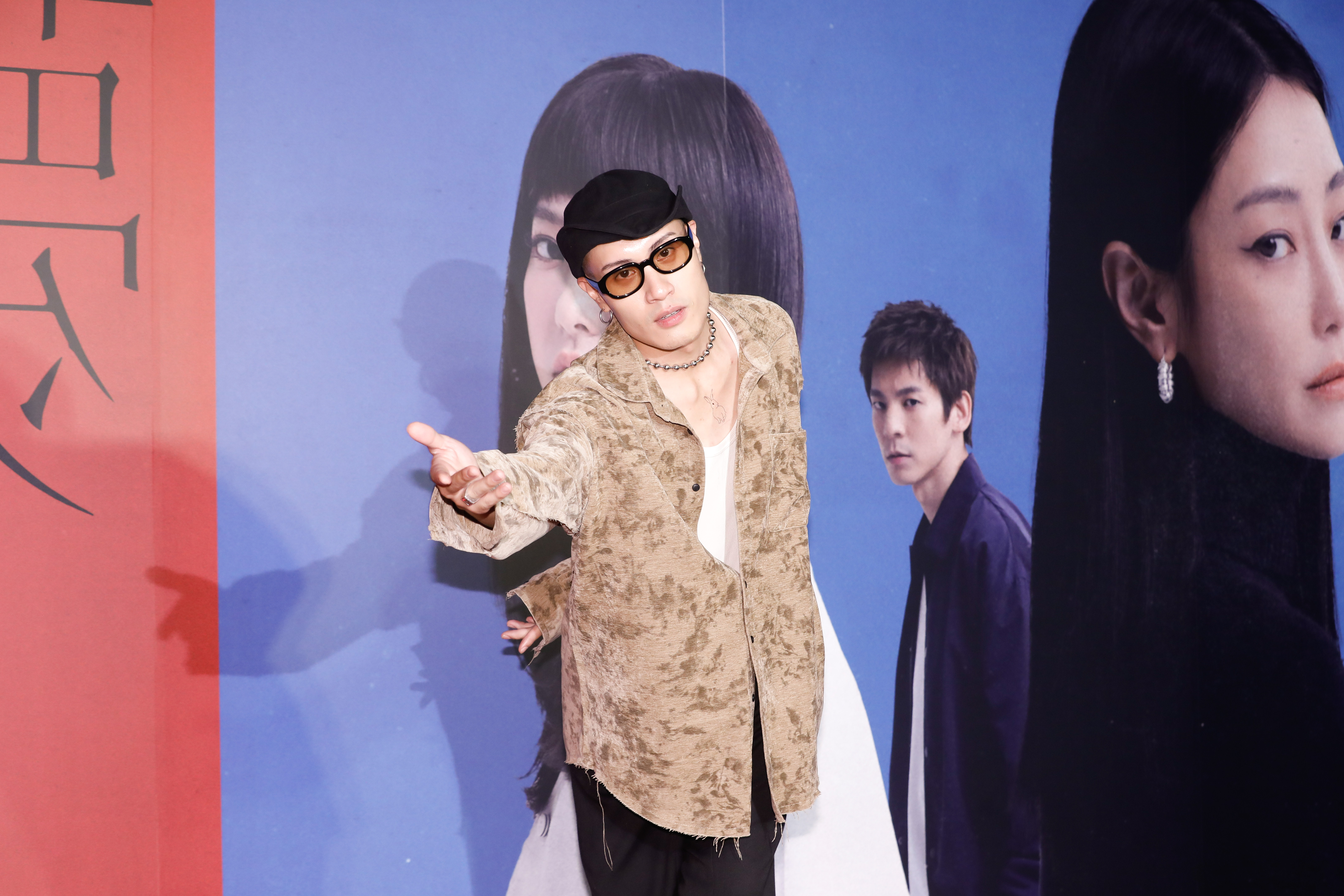 黃宣的角色最早設定想請北野武演出，最後因故放棄，他笑稱自己是「平替北野武」。